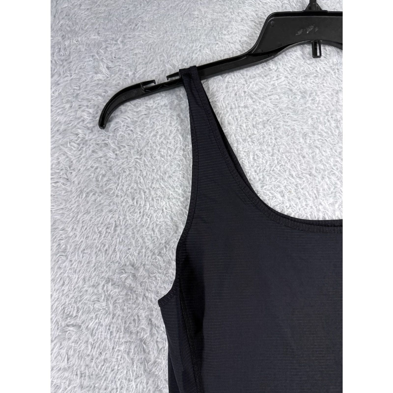 Lululemon Lululemon Shirt Women 6 Black Run Mod Moves Singlet Silverescent Fabric W1C51S Tank Size M / US 6-8 / IT 42-44 - 3 Thumbnail