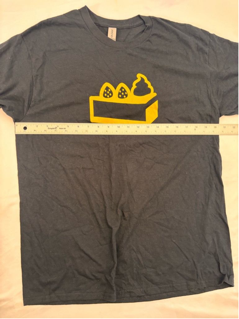 Gildan Men's Gildan Cheescale factory Graphic T-shirt Size L Black Size US L / EU 52-54 / 3 - 1 Thumbnail