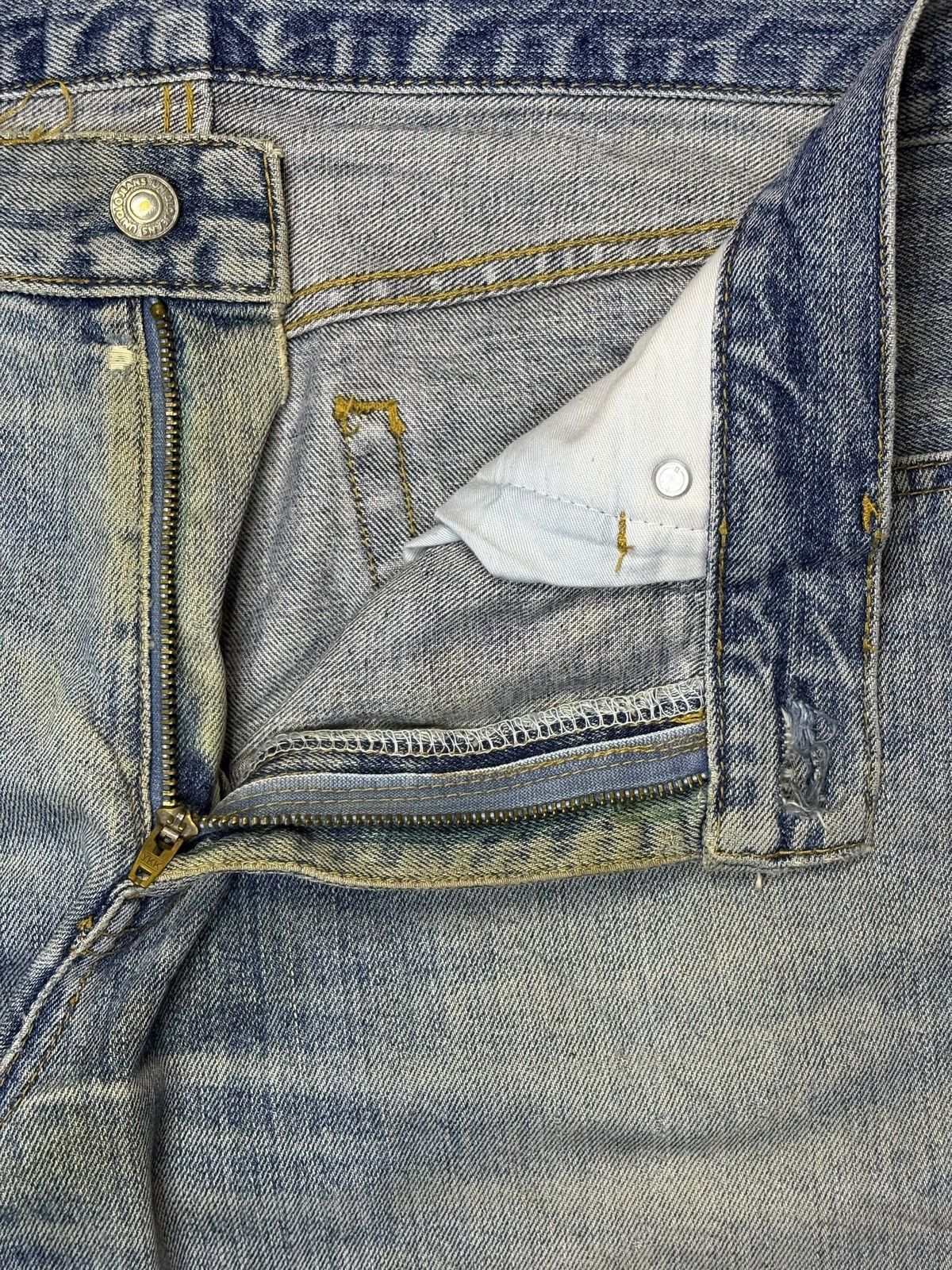 Japanese Brand × Uniqlo Vintage Japanese Uniqlo Mud Wash Distressed Flare Jeans Size US 35 - 9 Thumbnail