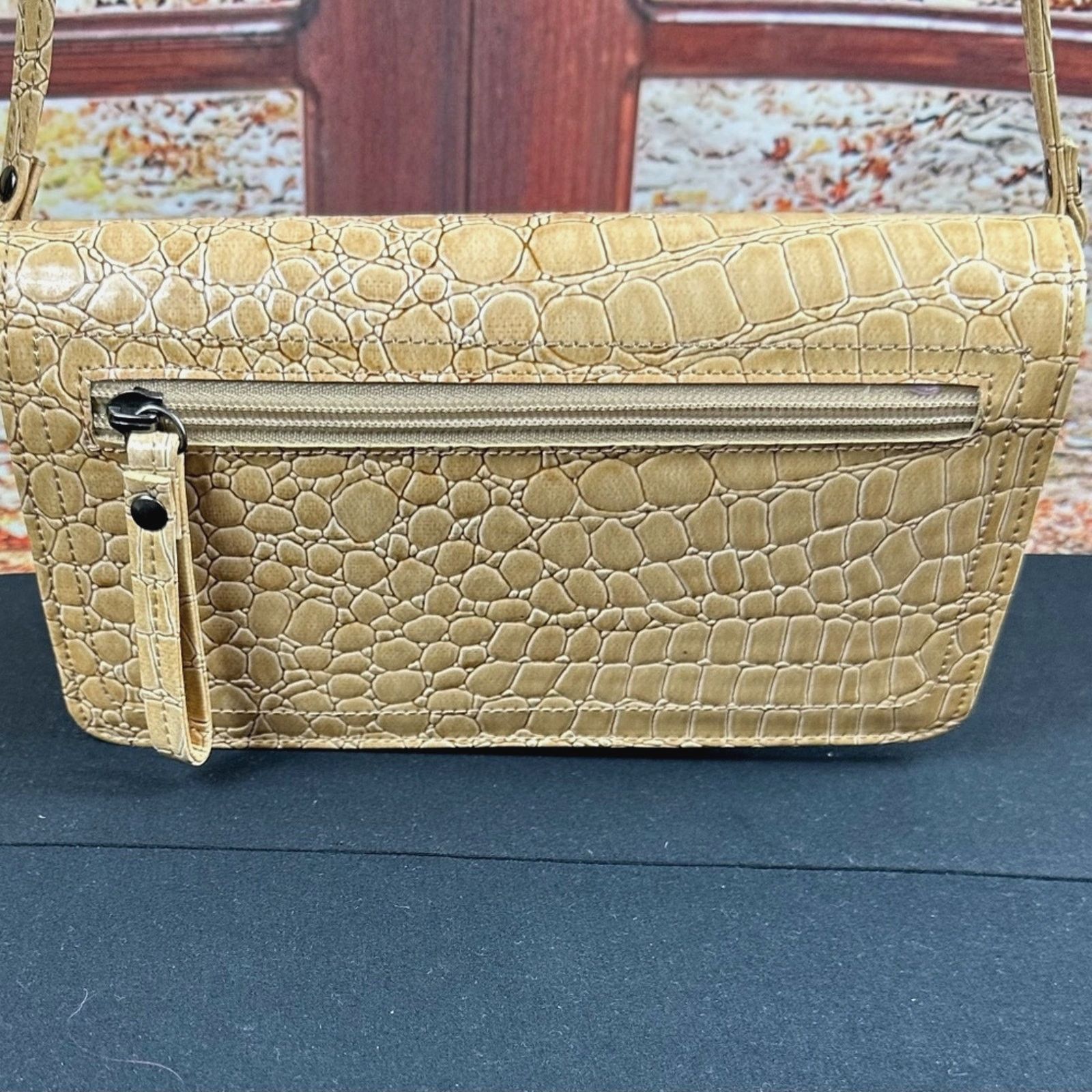 Other Buxton Faux Croc Clutch Purse Strap Checkbook Cover -Tan Size ONE SIZE - 5 Thumbnail