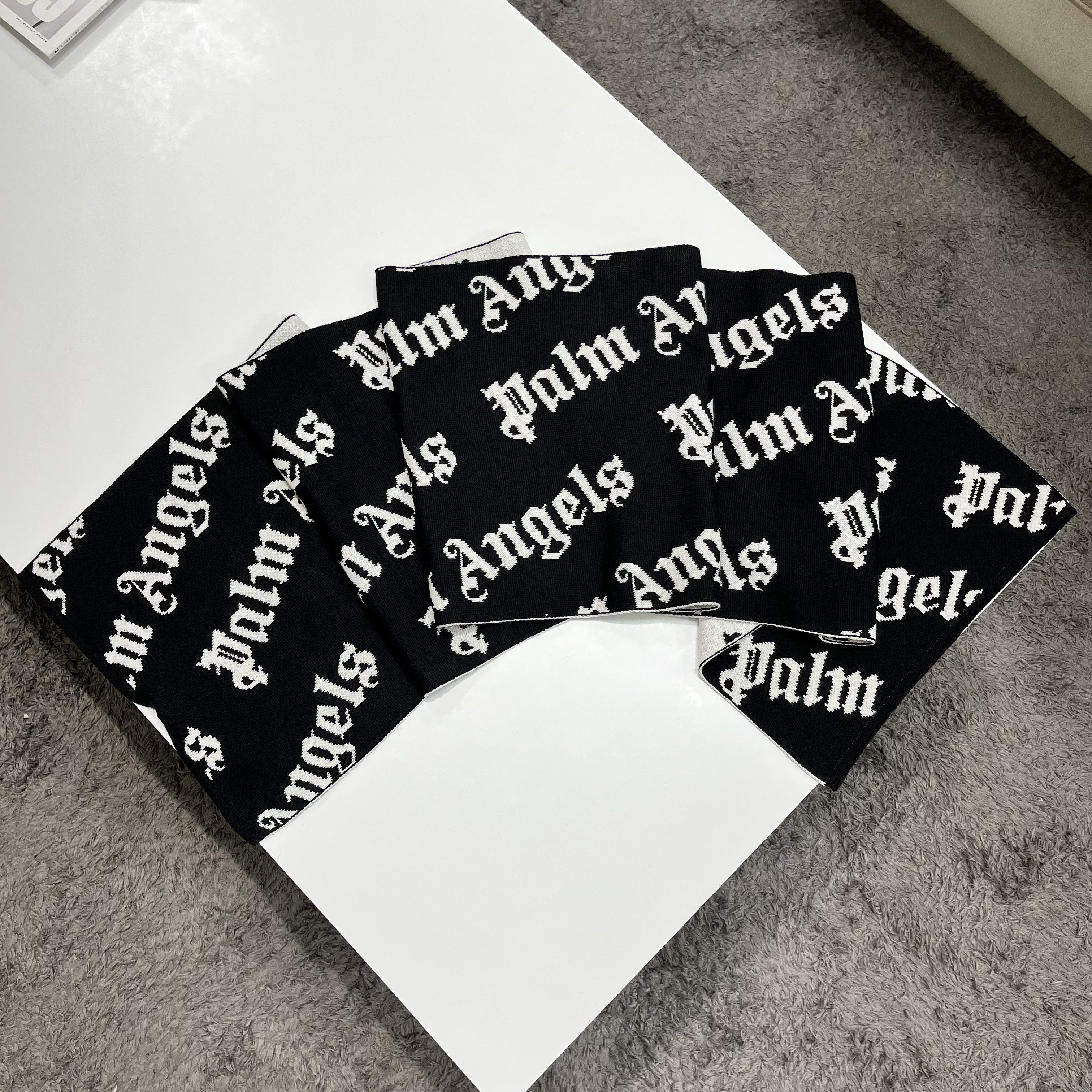 Palm Angels Palm Angels Scarf Black/White Size ONE SIZE - 1 Thumbnail