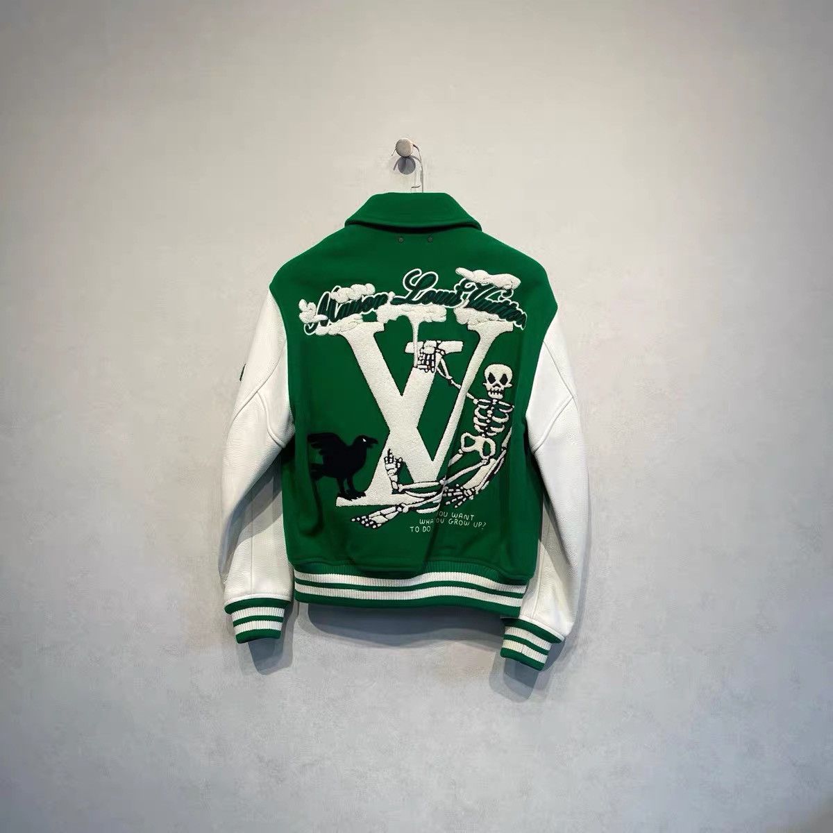 Louis Vuitton Louis Vuitton Green Embroidered Logo Varsity Jacket. Size US S / EU 44-46 / 1 - 2 Thumbnail