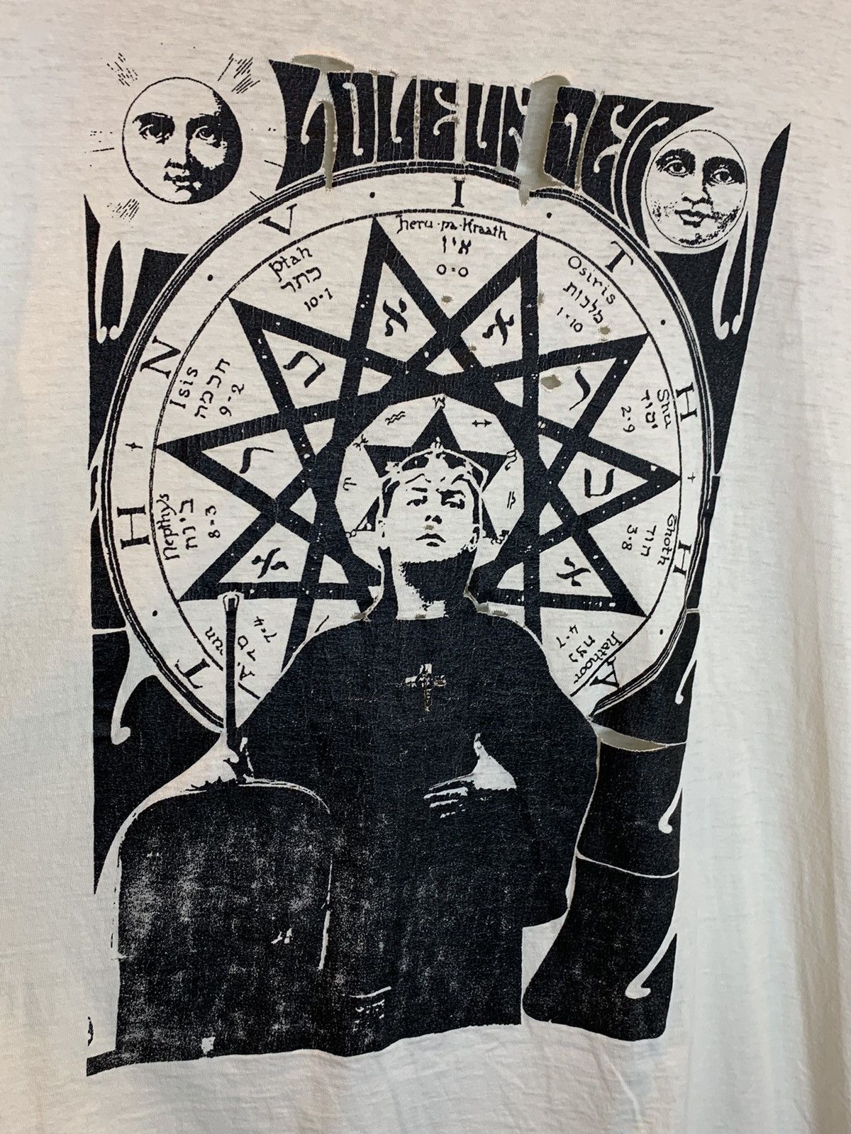 Vintage RARE Vintage 80’s Aleister Crowley Occult Art Portrait Shirt Size US L / EU 52-54 / 3 - 2 Thumbnail