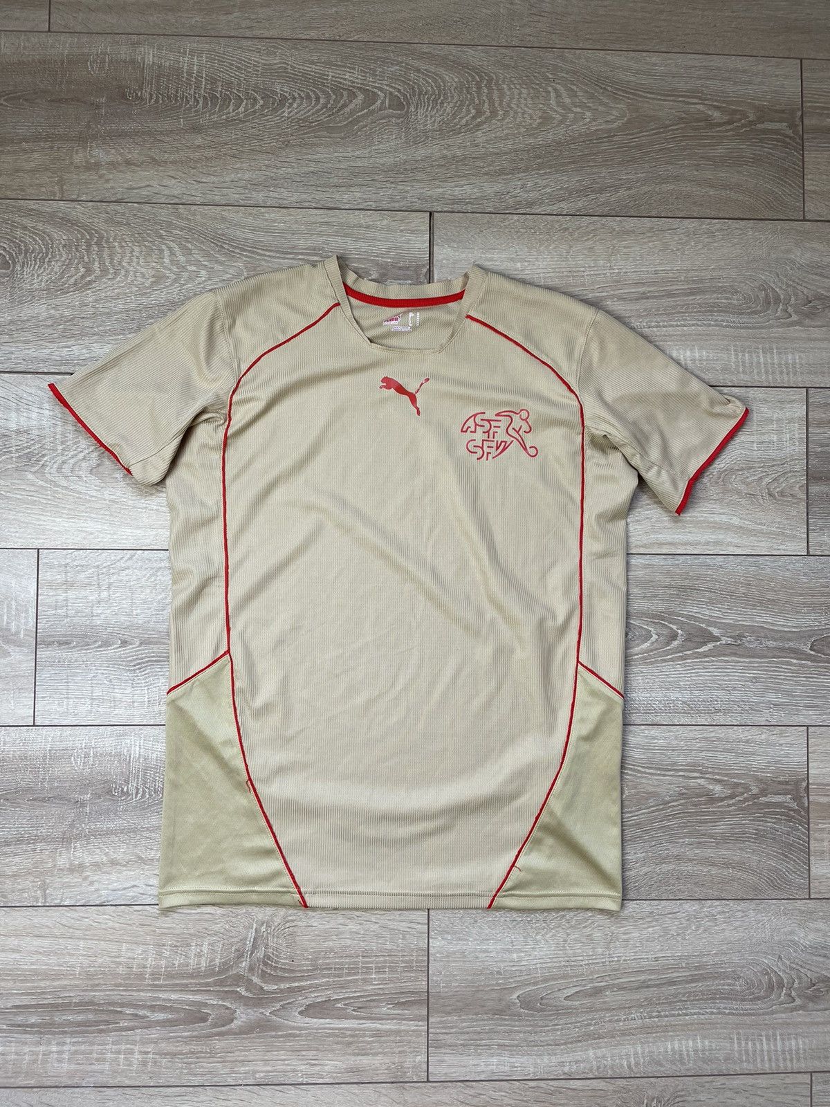 Puma Switzerland Third football shirt 2006 - 2008 Puma jersey Size US M / EU 48-50 / 2 - 1 Thumbnail