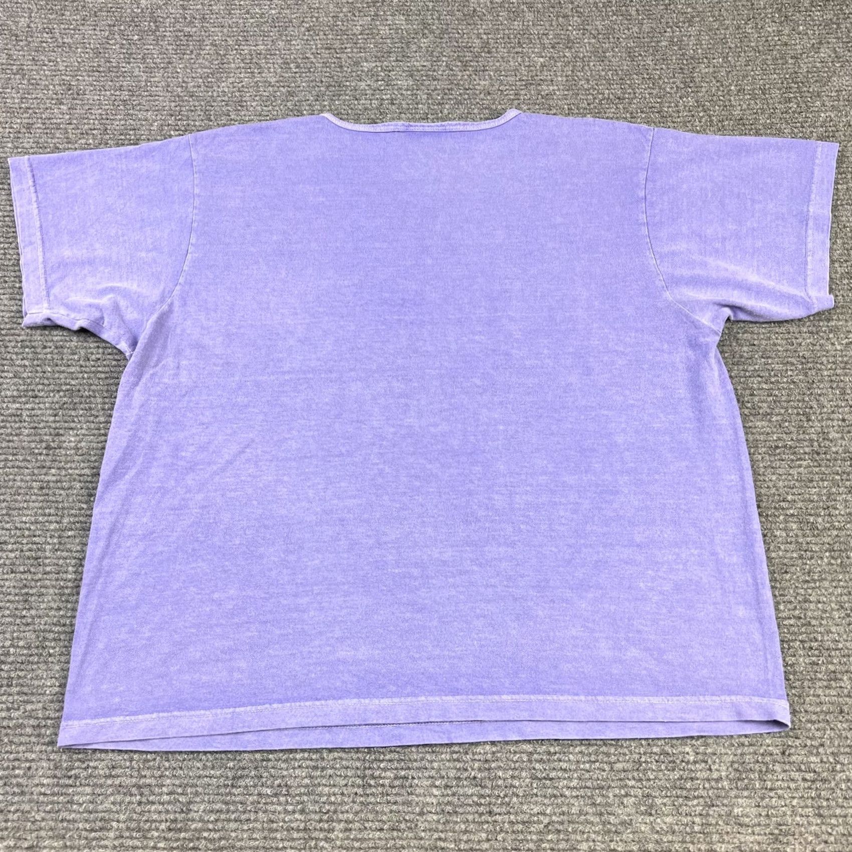 Vintage VINTAGE San Diego Graphic Tee V-Neck T-Shirt Womens XL Activewear Made USA Size XL / US 12-14 / IT 48-50 - 3 Thumbnail