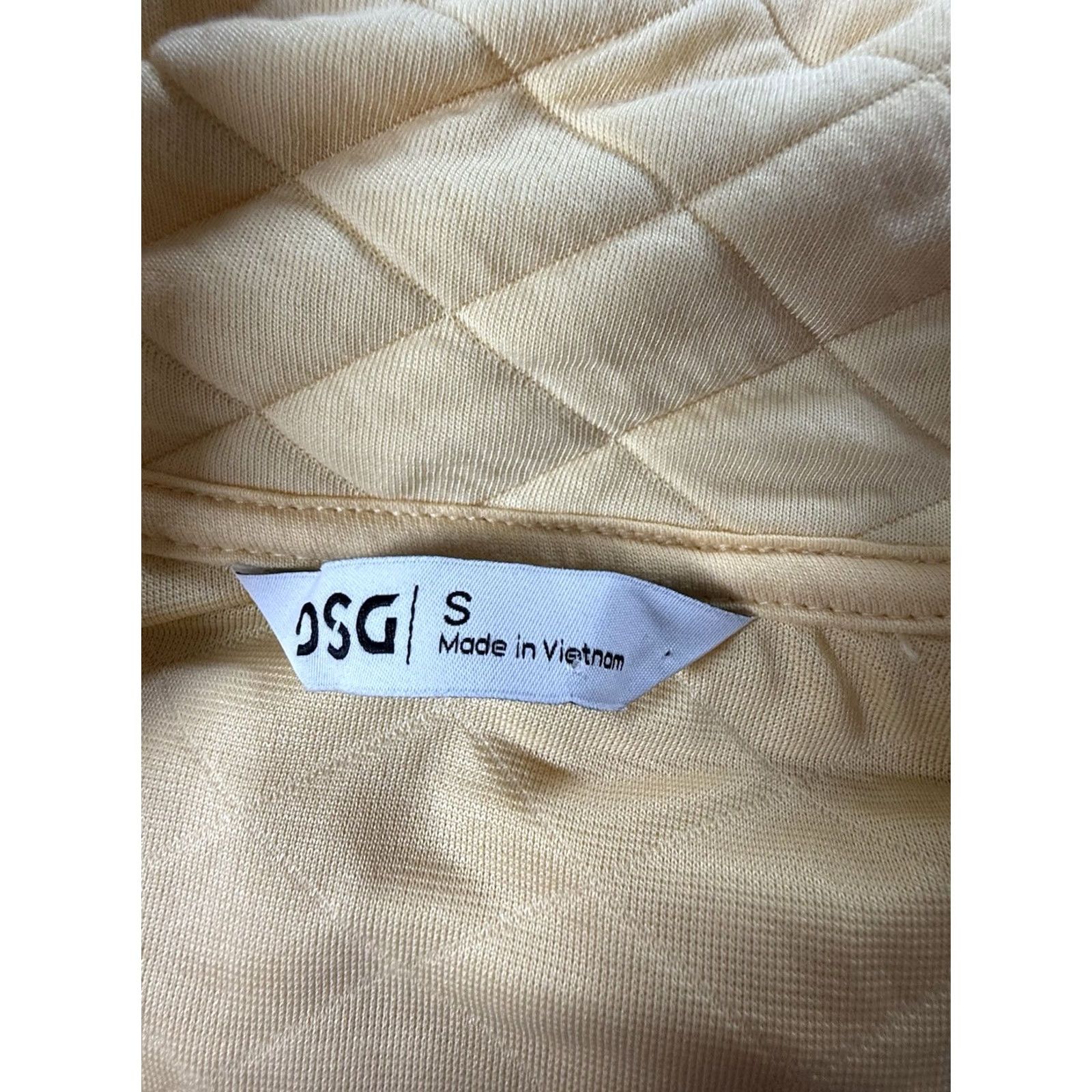 Buttero Dicks Sporting Goods Womens Classic Yellow 1/2 Zip Quilted Pullover Golf Walk Shirt Ladies S Yellow Quilted Pullover Nike? Size S / US 4 / IT 40 - 3 Thumbnail