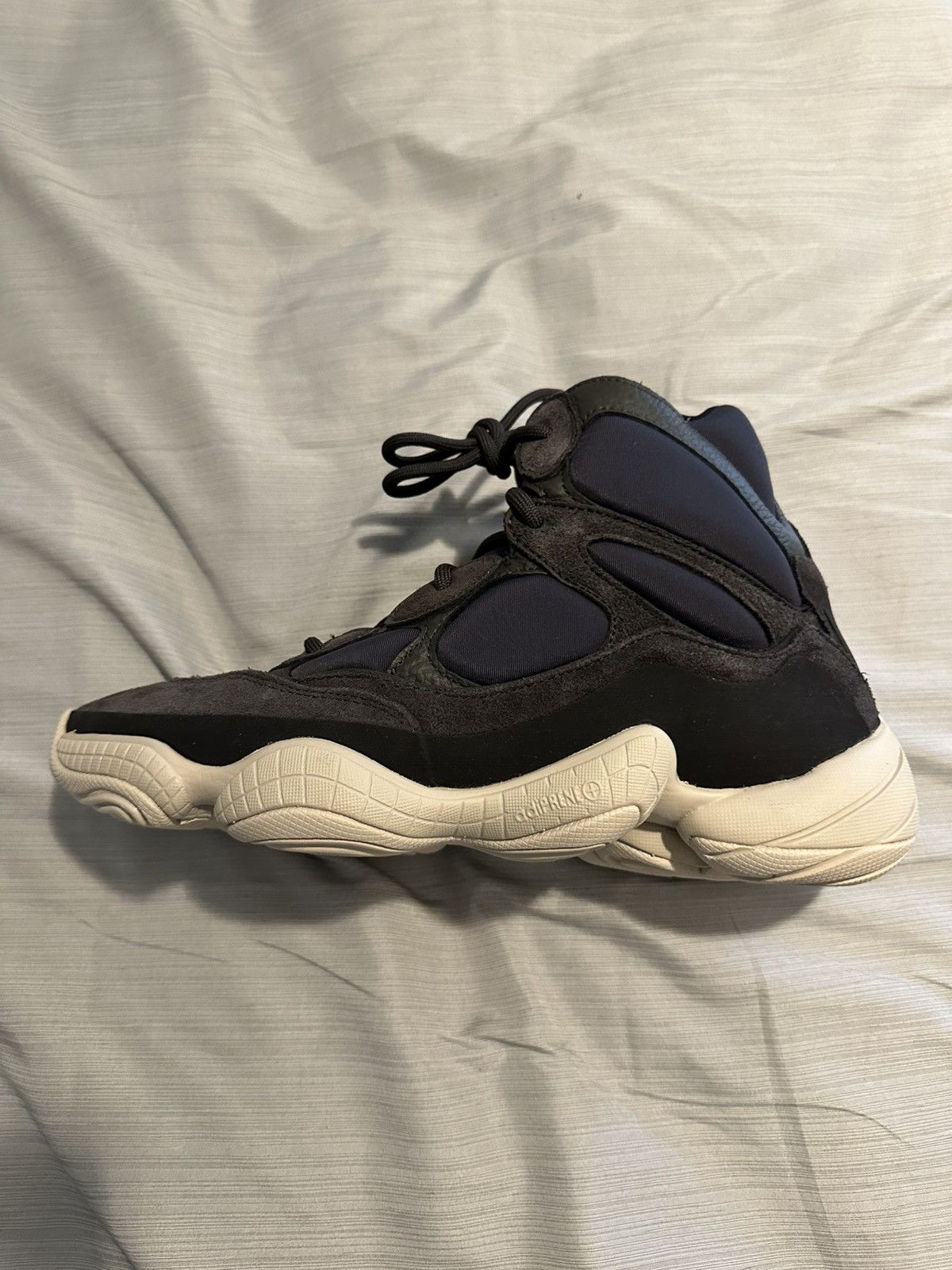 Adidas × Kanye West Yeezy 500 Size US 10 / EU 43 - 3 Thumbnail