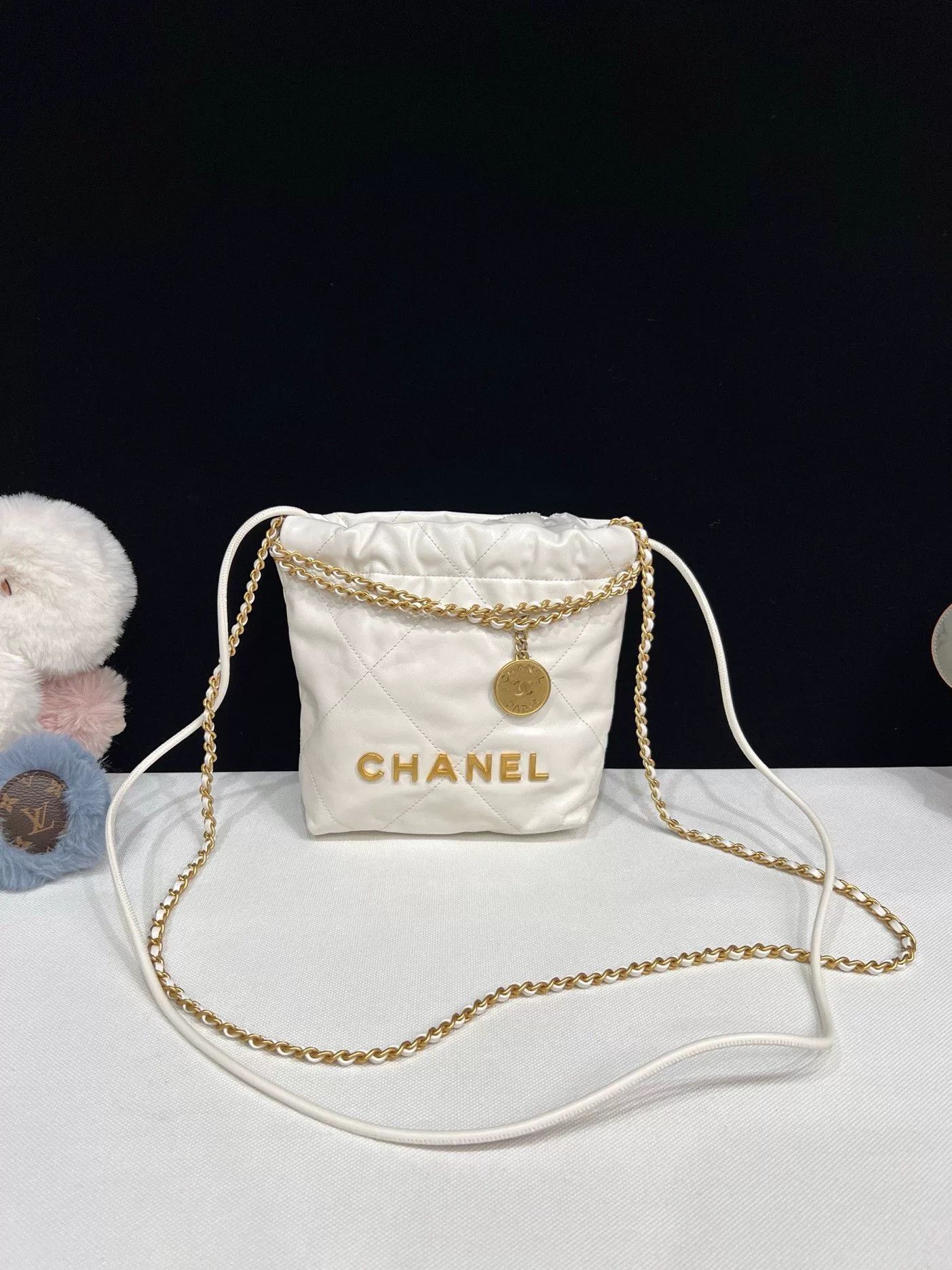 Chanel Pre-loved Bag Very good condition Size ONE SIZE - 1 Thumbnail