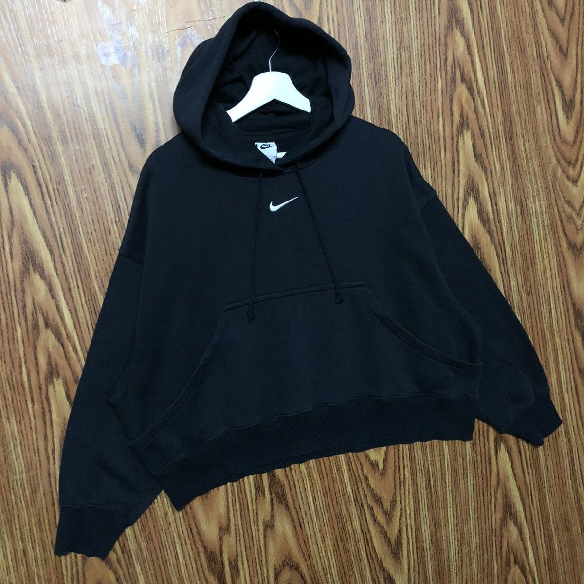Nike Vintage Nike Swoosh Hoodie Cropped Sweatshirt Size S / US 4 / IT 40 - 2 Thumbnail
