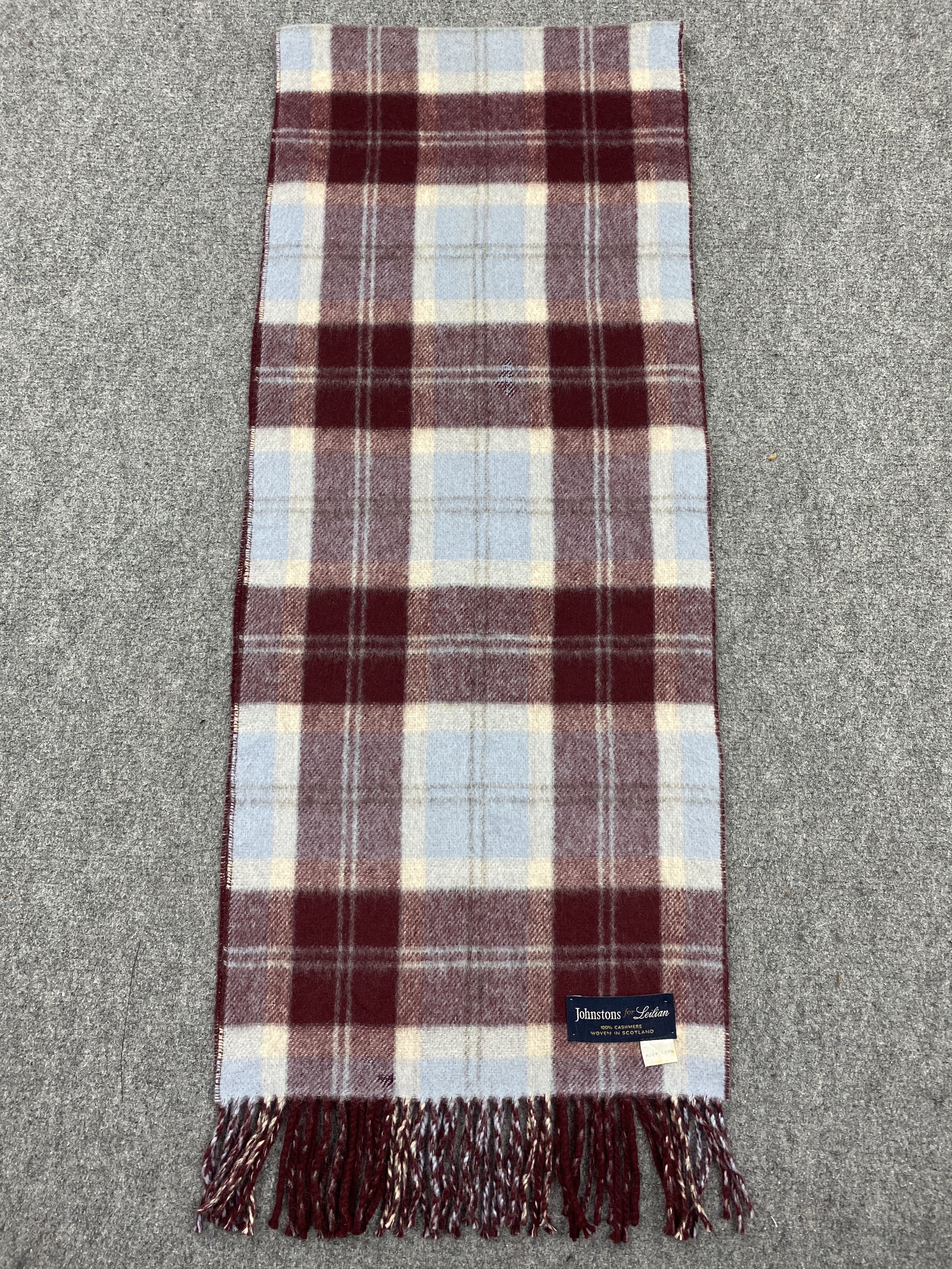 Johnstons Of Elgin Johnstons Of Elgin Cashmere Scarf Muffler Cashmere - SC0151 Size ONE SIZE - 4 Thumbnail
