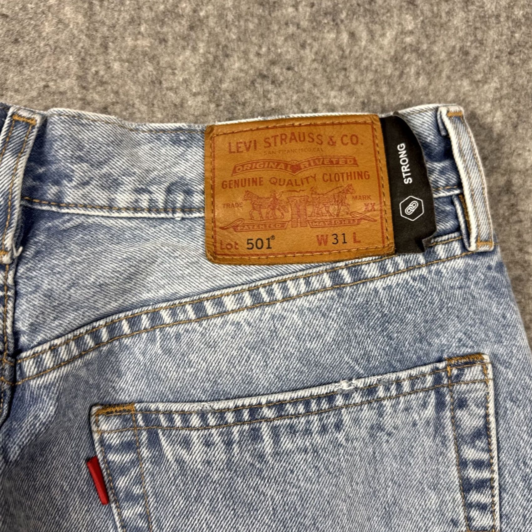 Levi's Levi’S 501 Denim Shorts Mens Blue Light Wash Distressed Button Fly 31-Button Slim Fit Bermuda Casual Style Size US 31 - 7 Thumbnail