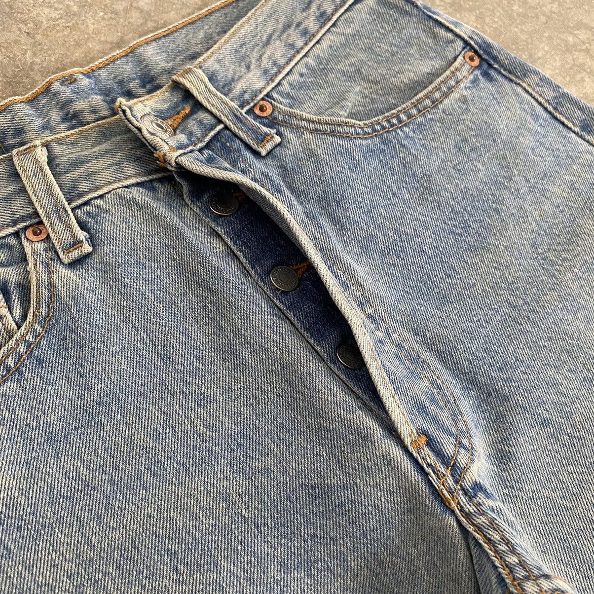Levi's Vintage 1994 Levis 501 Light Blue Denim Jeans Size US 27 - 11 Thumbnail