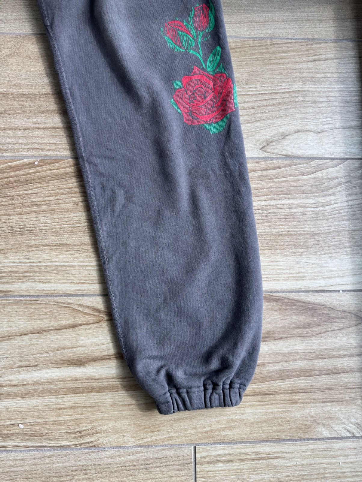 Saint Michael × Vlone Saint Michael x Vlone Sweat Pants Size US 34 / EU 50 - 6 Thumbnail