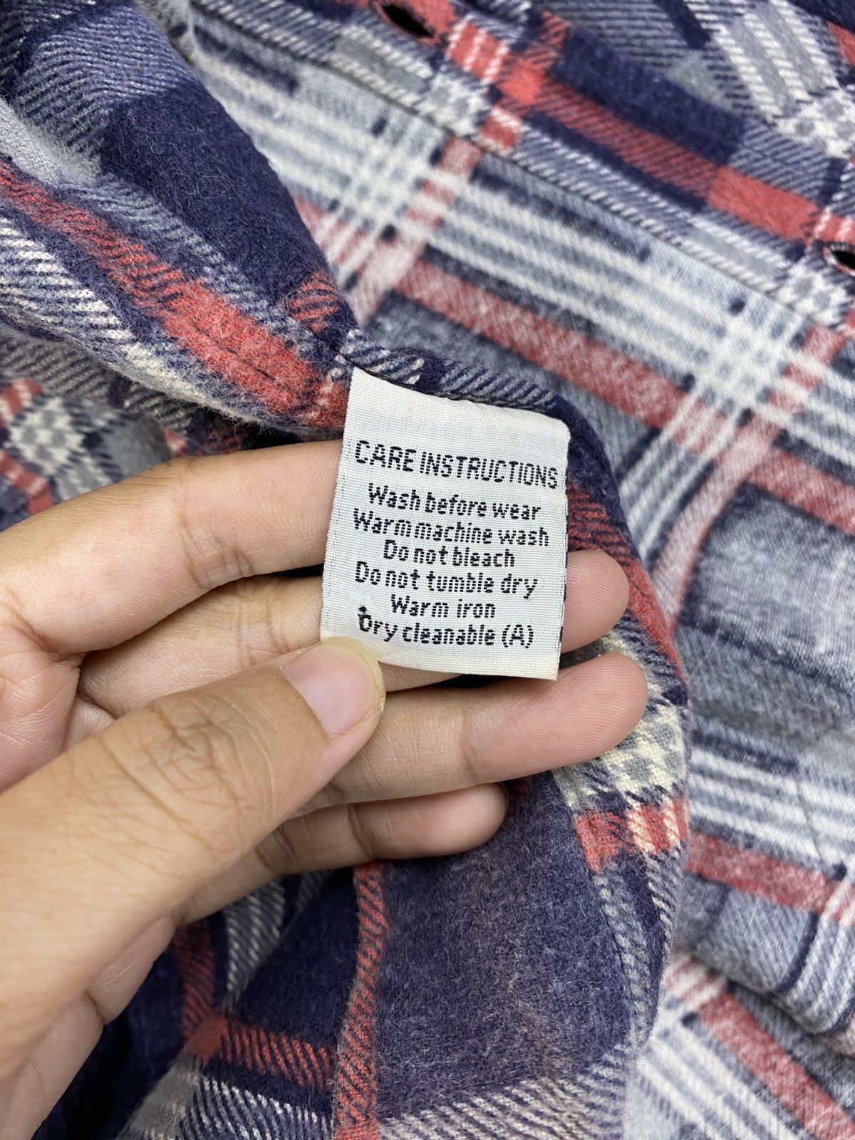 Vintage Vintage Essentials Casual Checked Button Up Shirt Size US XXL / EU 58 / 5 - 9 Thumbnail