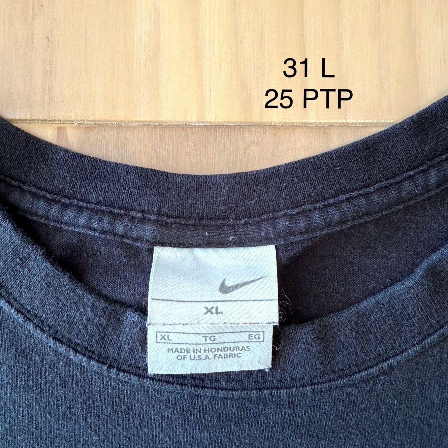 Nike Vintage Nike United Ballers Black Y2K Basketball Lebron Kobe Swoosh XL Shirt Size US XL / EU 56 / 4 - 5 Thumbnail