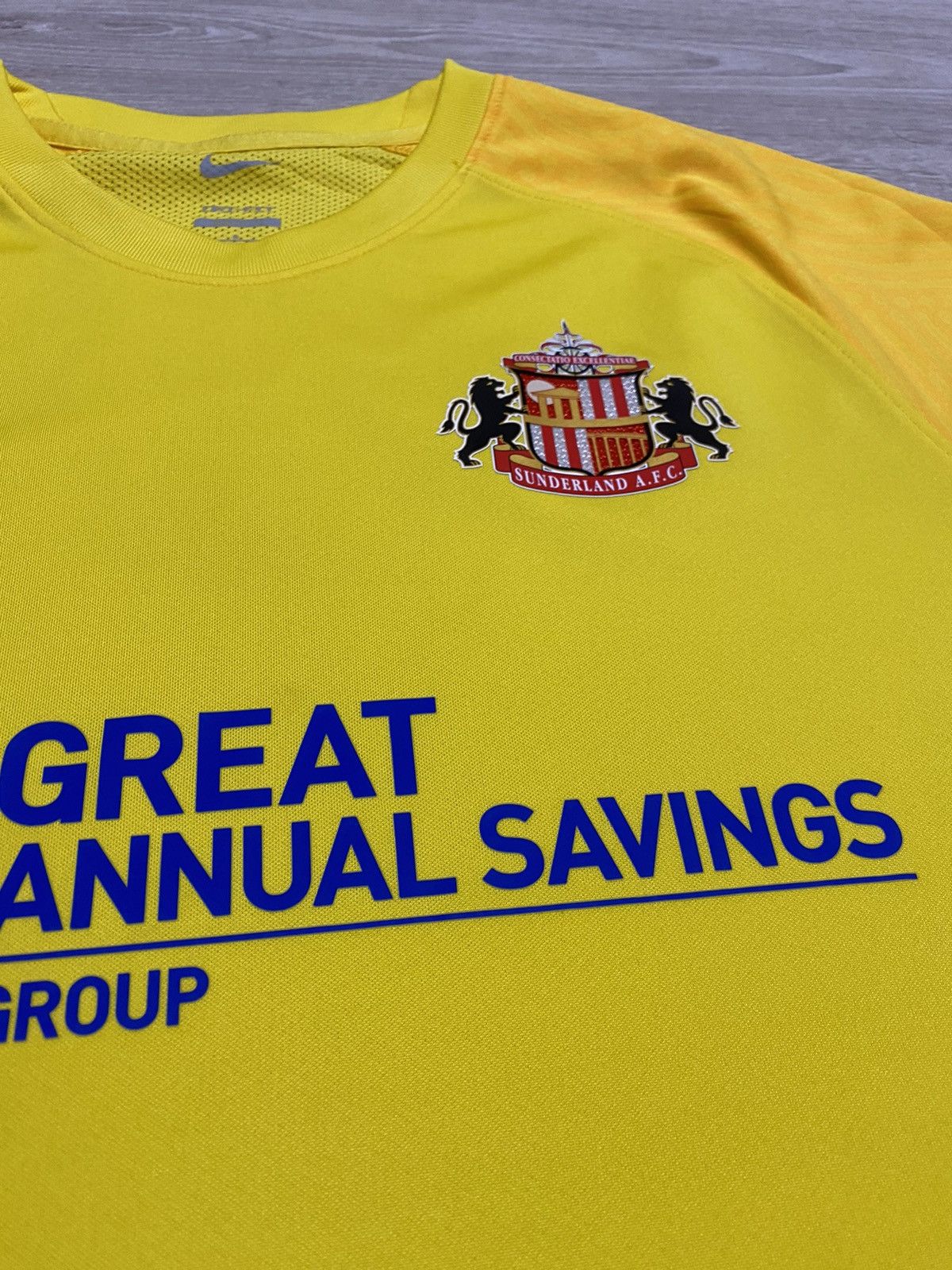 Nike AUTHENTIC SUNDERLAND 2021-22 HOME FOOTBALL SHIRT LARGE NIKE Size US L / EU 52-54 / 3 - 7 Thumbnail