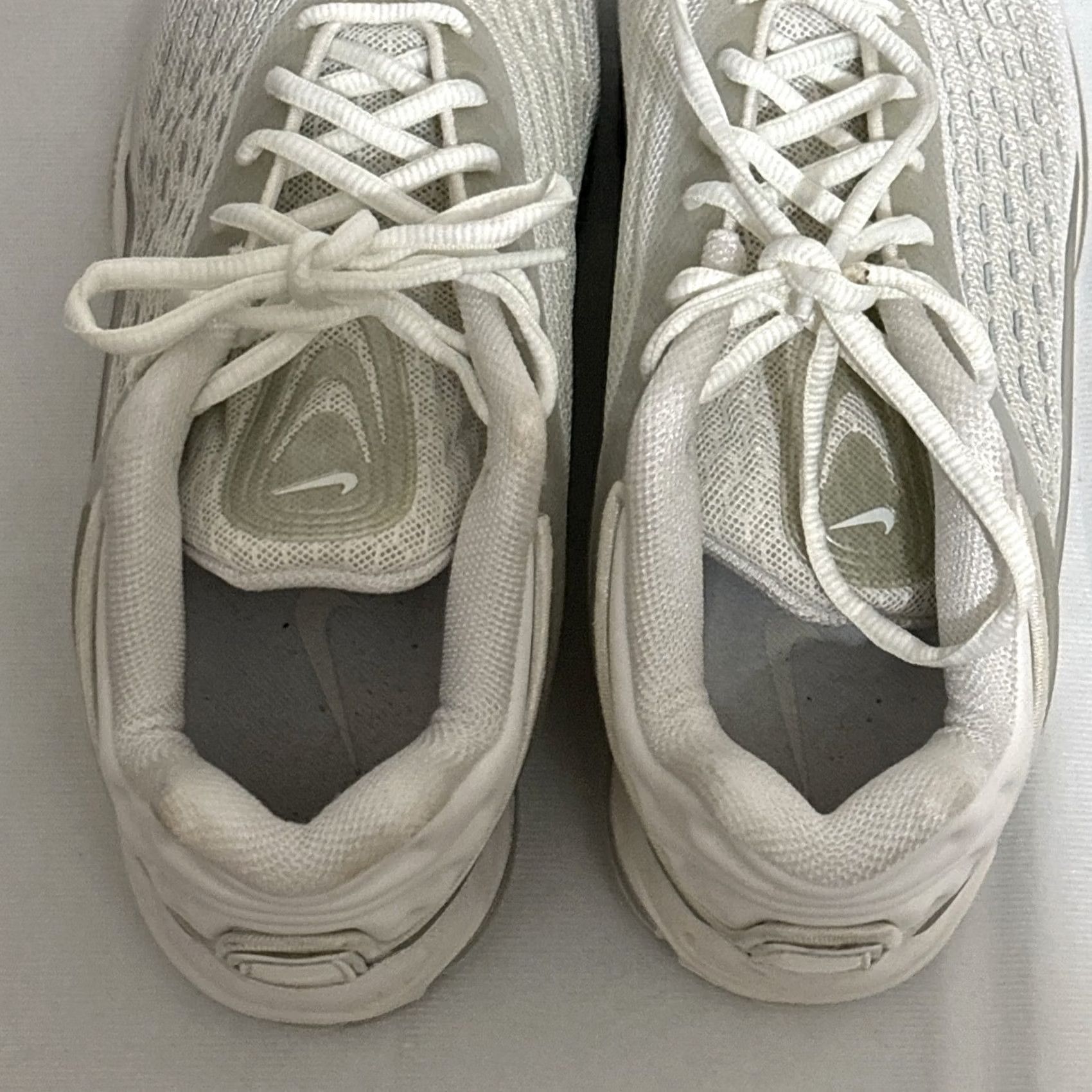 Nike Nike Air Max Deluxe Sneaker Men's Athletic Shoes AV2589-100 White Sz 9 Size US 9 / EU 42 - 6 Thumbnail
