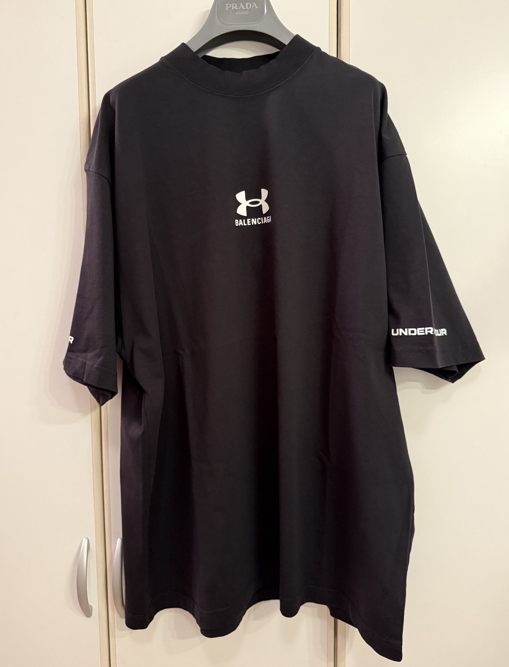 BALENCIAGA＊SS25 T-shirts BALENCIAGA Darkwave Oversized Tee Black (SS25) – STEALPLUG KL