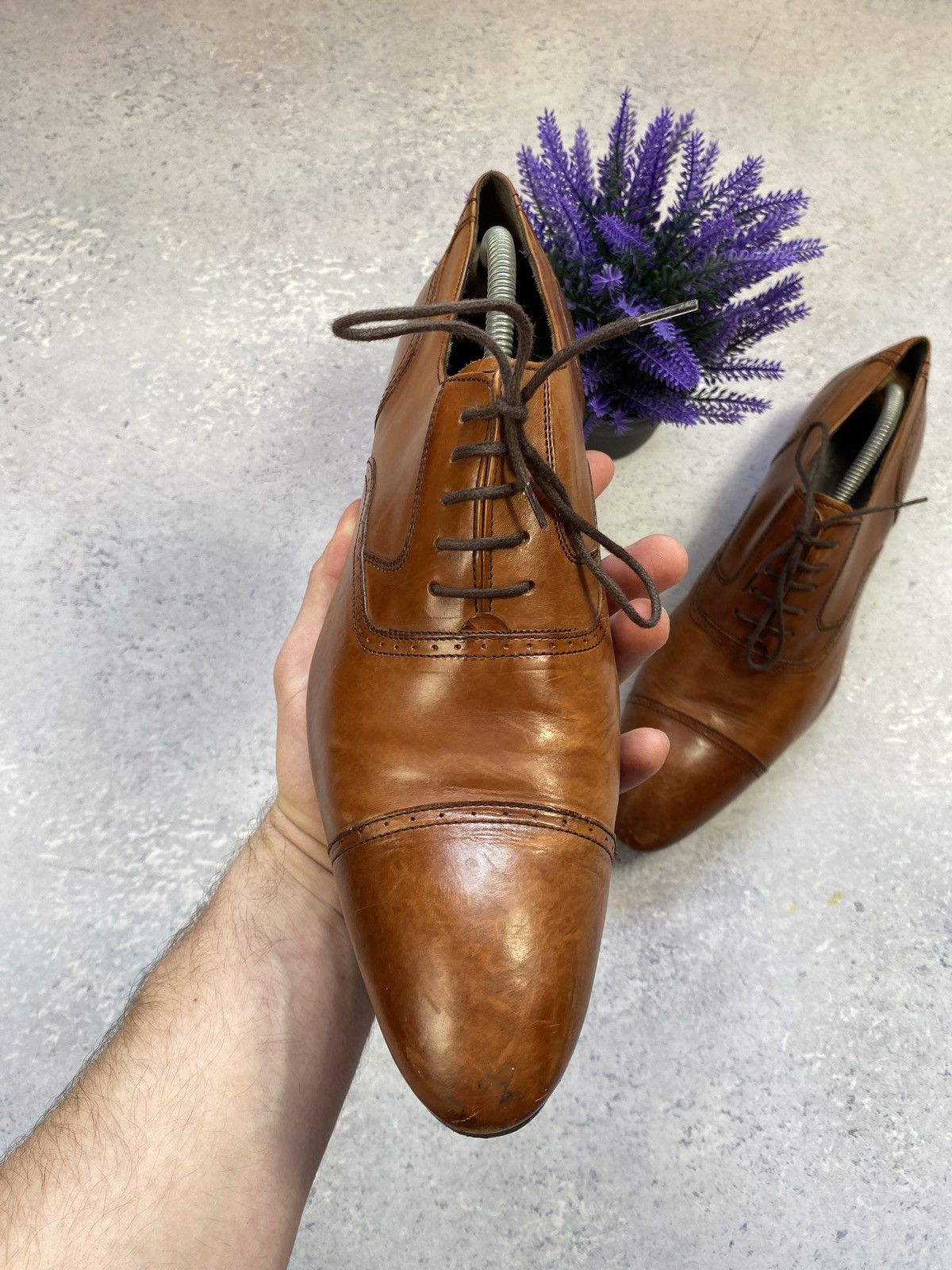 Russell & Bromley Russel and Bromley Men’s Brown Leather Brouge Size 9.5 Size US 9.5 / EU 42-43 - 8 Thumbnail