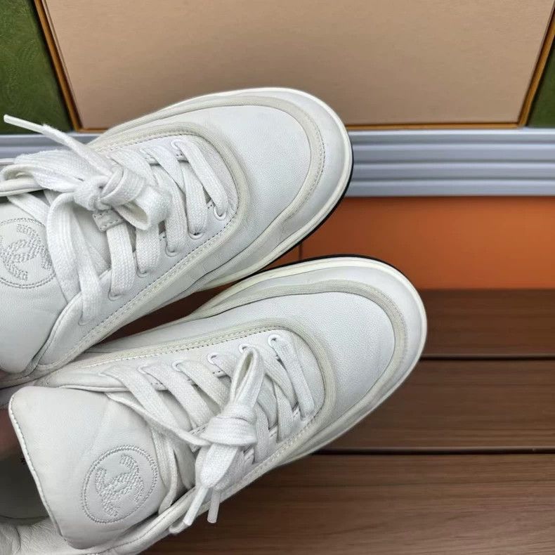 Chanel Chanel White Leather Sneakers Size 36 Size US 5.5 / EU 38 - 5 Thumbnail