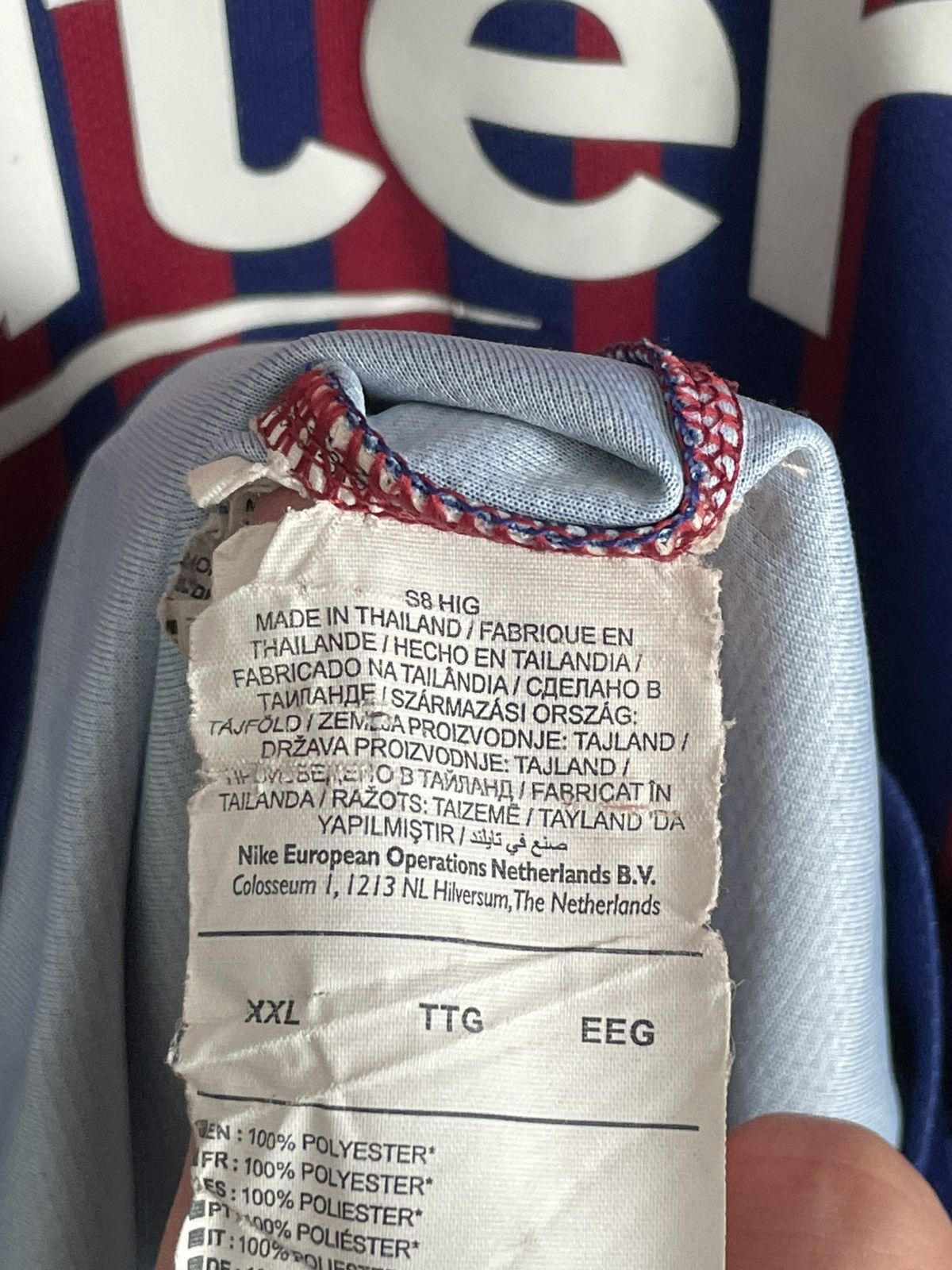 Nike Nike FC Barcelona 2017/2018 Home Football Shirt Jersey RARE Size US XL / EU 56 / 4 - 10 Thumbnail
