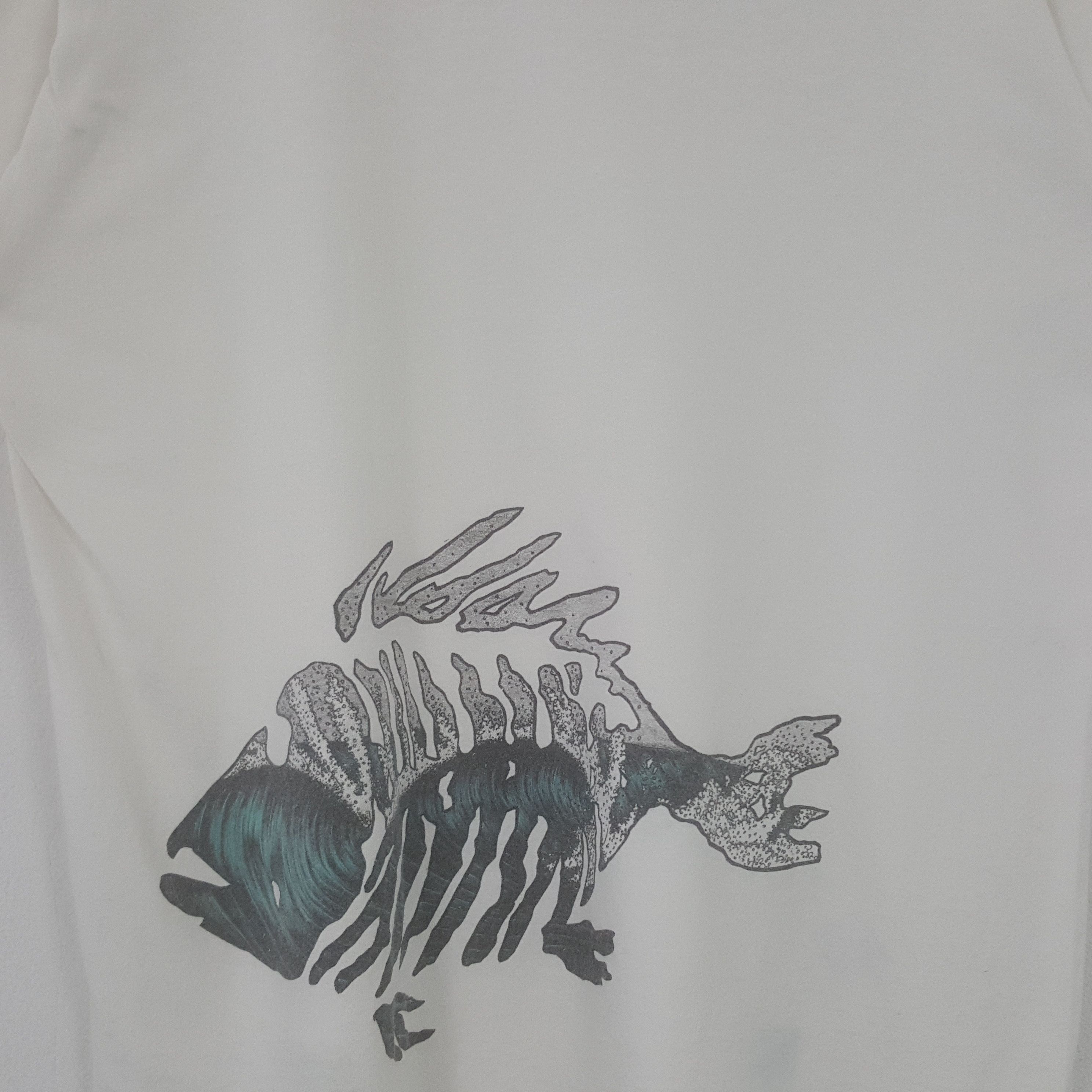 Vintage Vintage Bronze Age American Surfing Style Tshirt Size US L / EU 52-54 / 3 - 4 Thumbnail