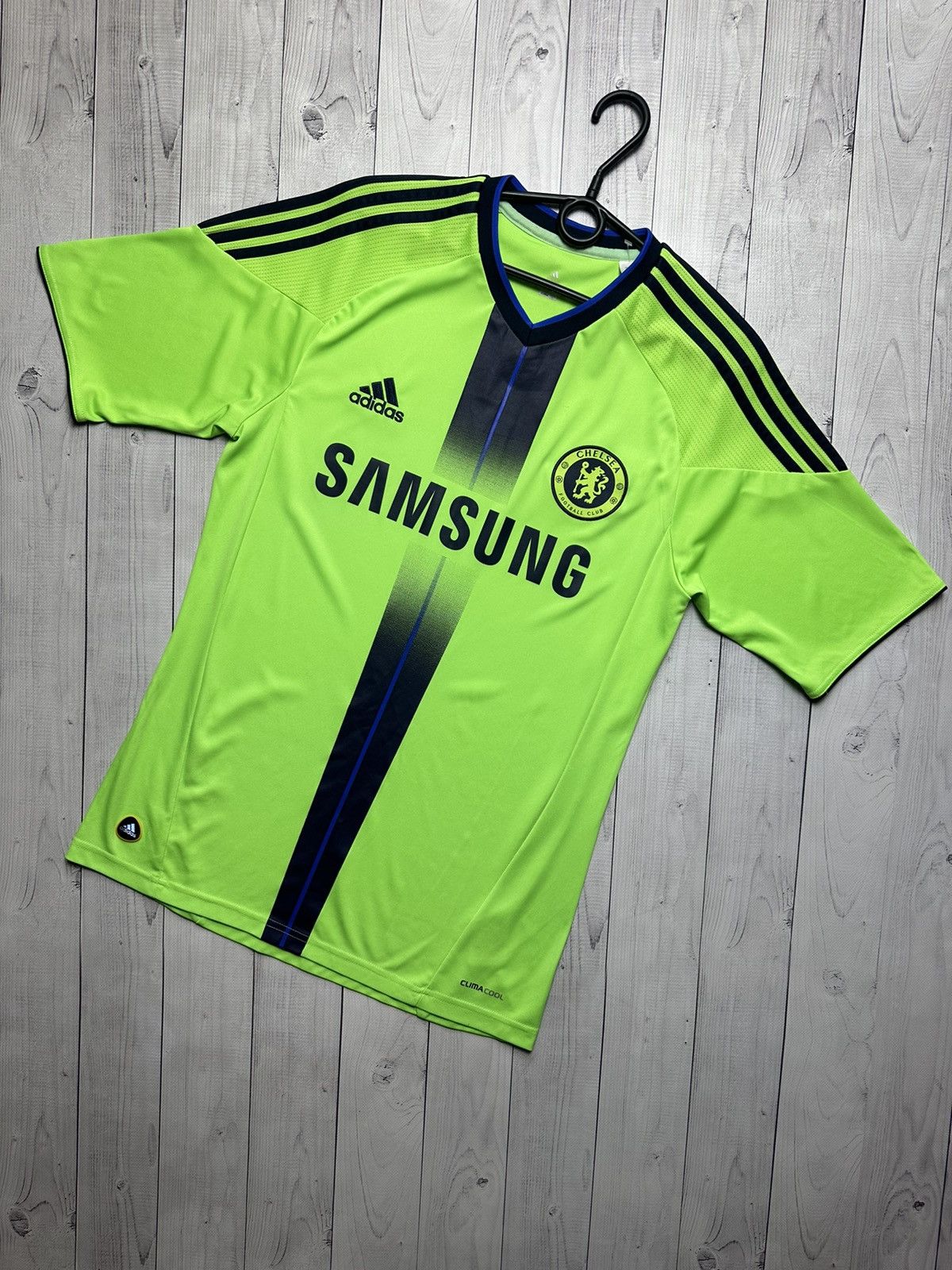 Adidas × Chelsea Soccer × Vintage Vintage adidas Chelsea soccer jersey size S green rare 2010 Size US S / EU 44-46 / 1 - 1 Thumbnail