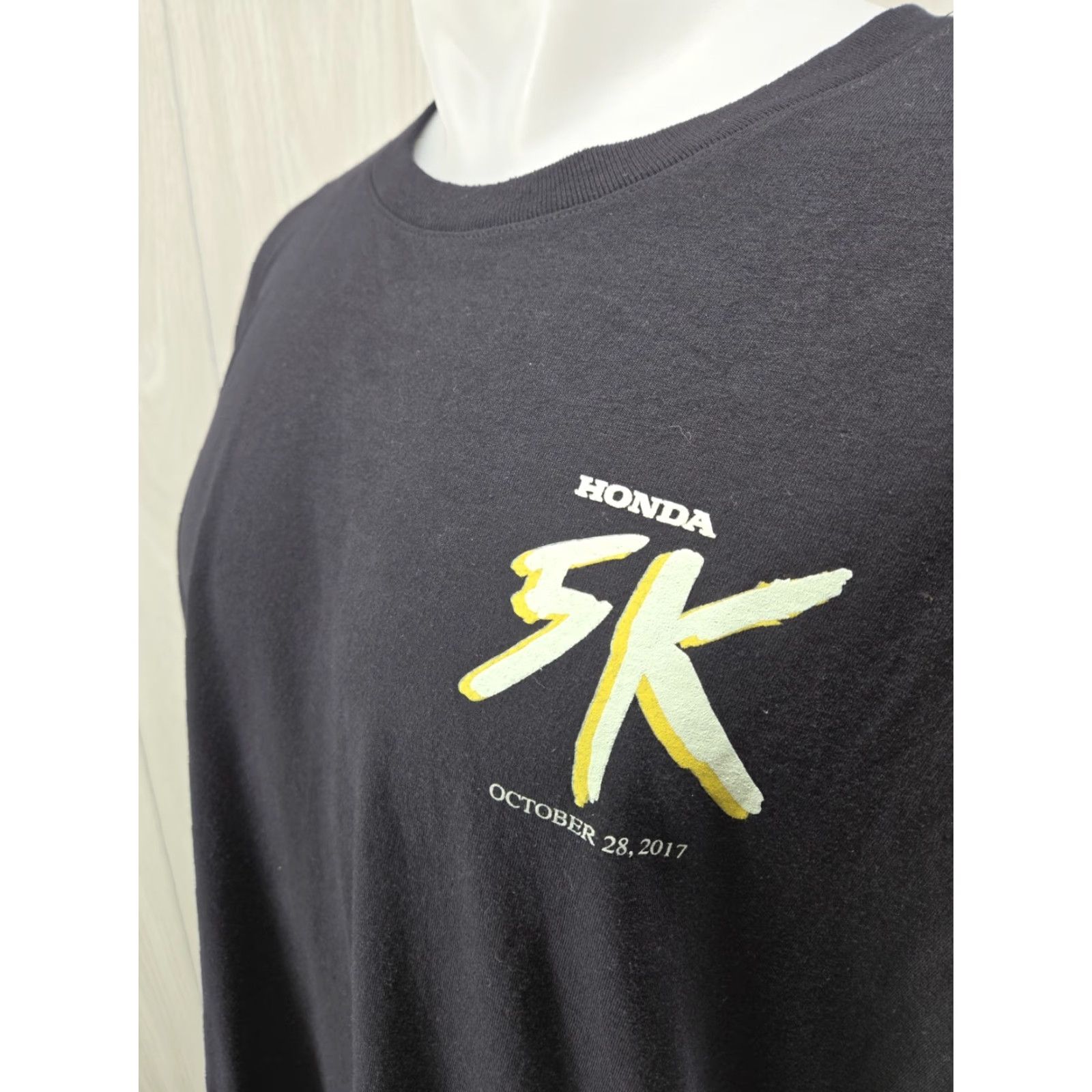 Gildan VINTAGE Honda 5K 10th Annual 2017 Mens XL Black T-Shirt Size US XL / EU 56 / 4 - 5 Thumbnail