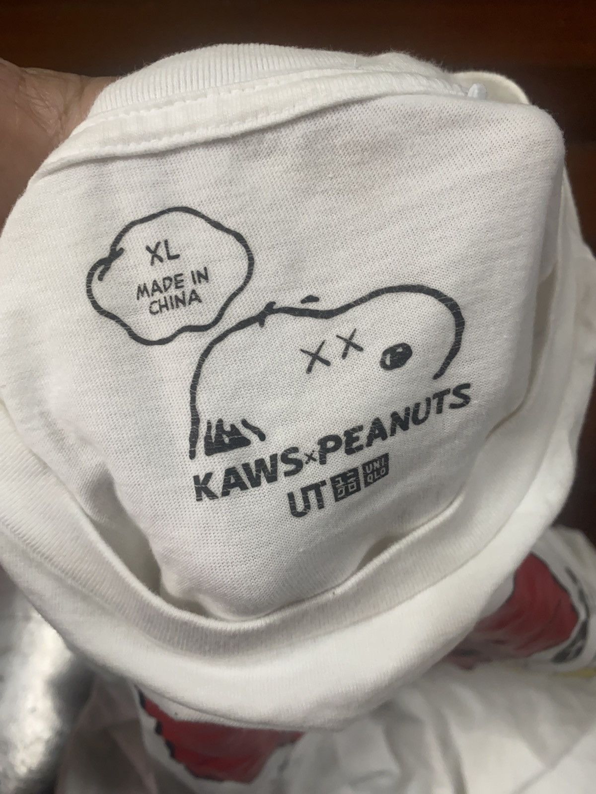 Kaws Kaws x Uniqlo x Peanuts Joe Kaws Snoopy Tee XL Black Size US XL / EU 56 / 4 - 8 Thumbnail