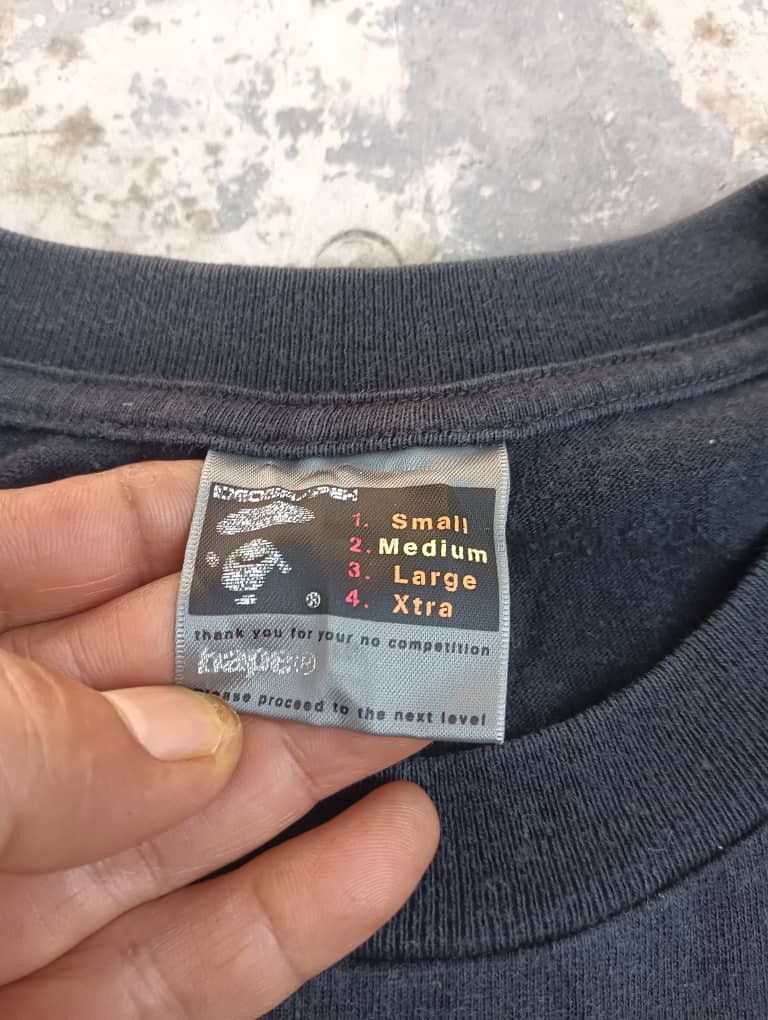 Bape × Kaws Vintage bathing ape x kaws t-shirt rare Size US M / EU 48-50 / 2 - 4 Thumbnail