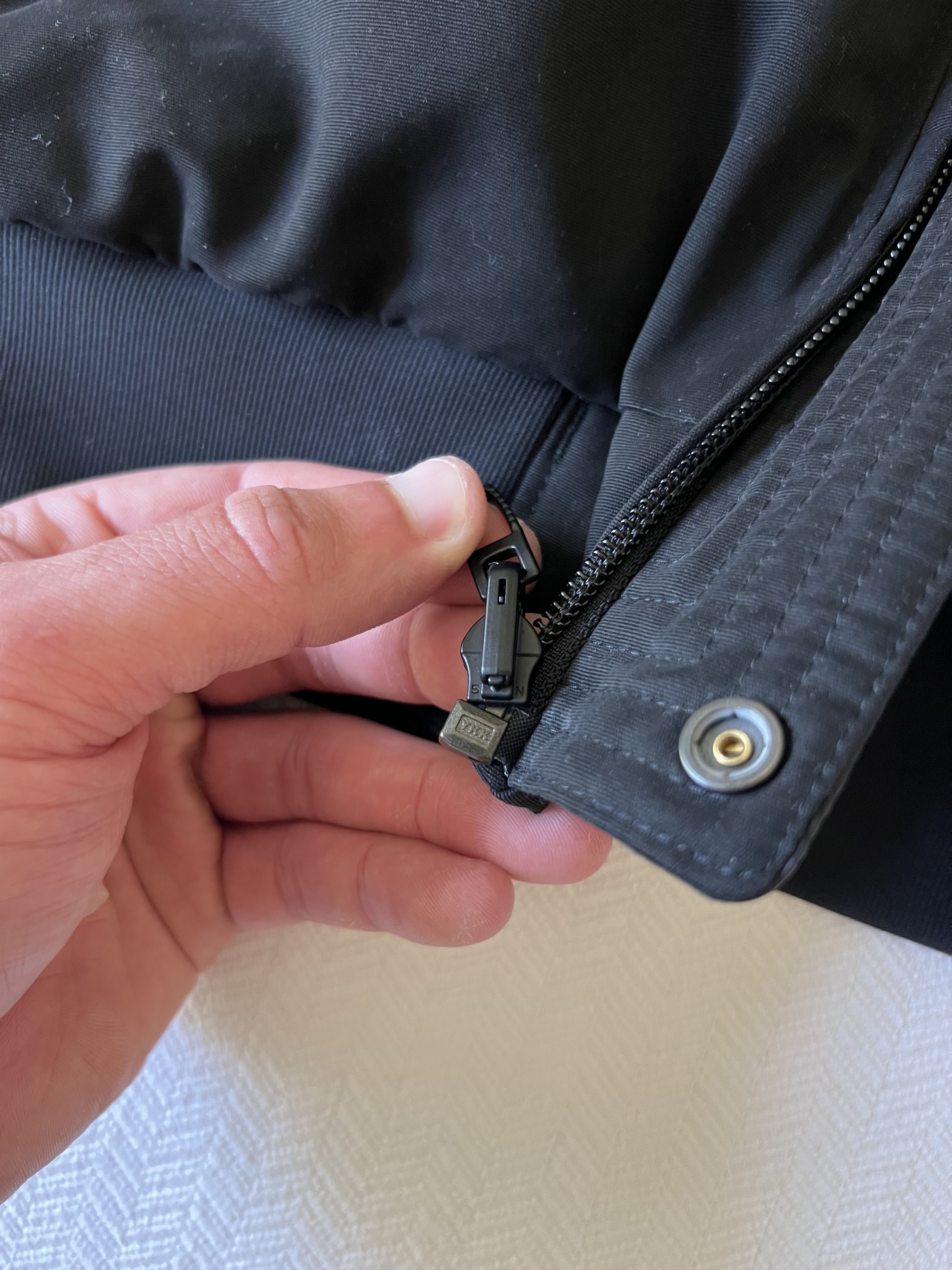 Lululemon Lululemon Switch Over Bomber Reversible - Black/Small Size US S / EU 44-46 / 1 - 10 Thumbnail