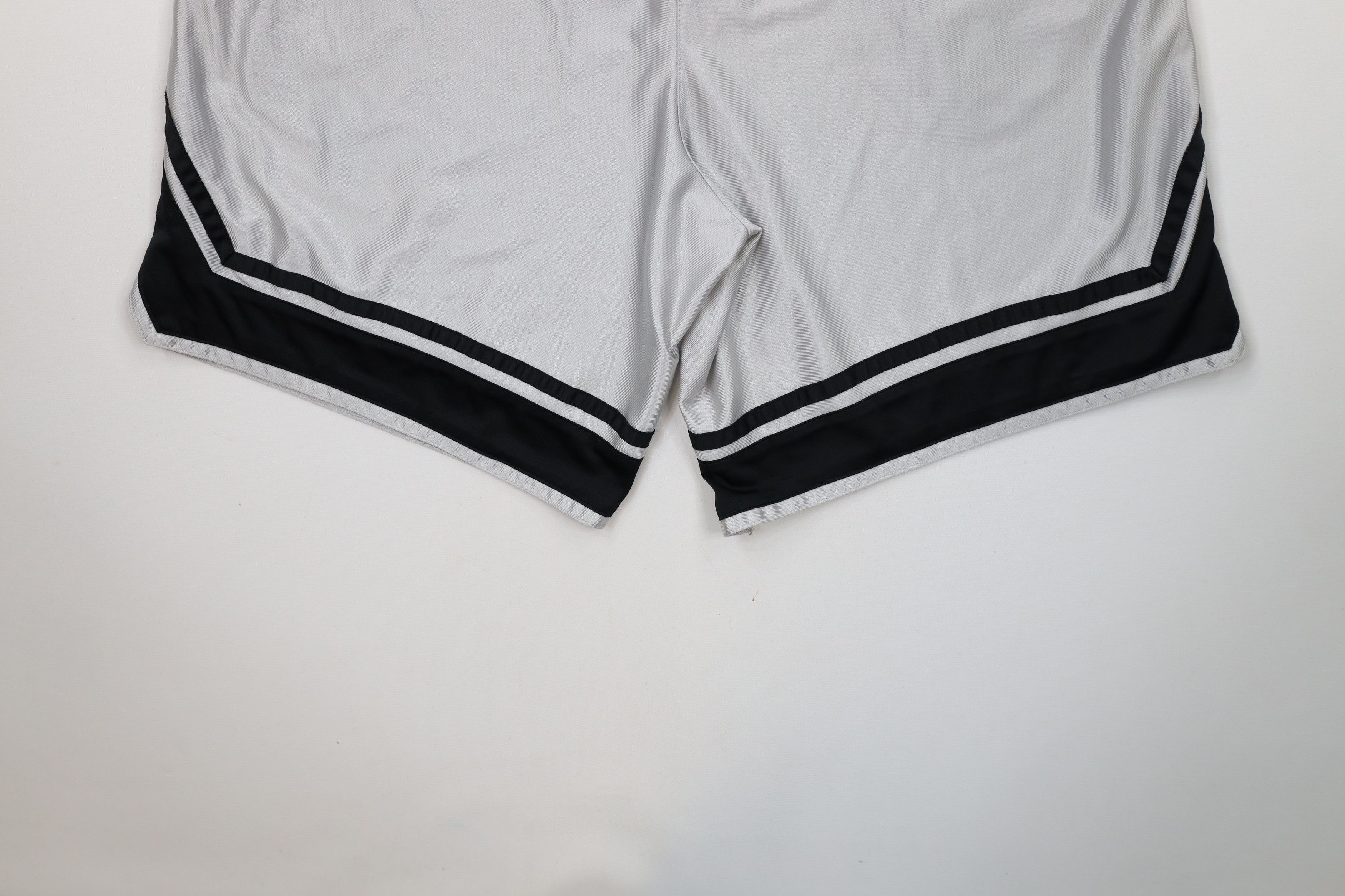 Nike × Vintage Vintage 90s Y2K Nike Mini Swoosh Basketball Shorts Silver Size US 38 / EU 54 - 14 Thumbnail