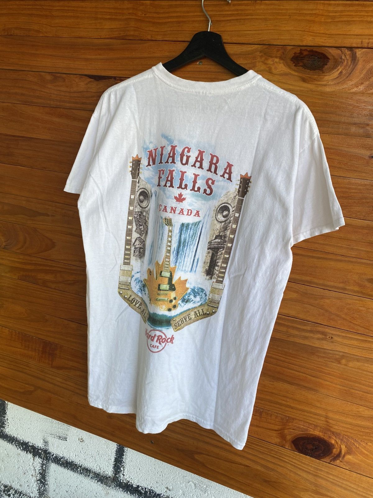 Hard Rock Cafe Vintage Hard Rock Cafe Niagara Falls Canada White T-Shirt Size US M / EU 48-50 / 2 - 5 Thumbnail