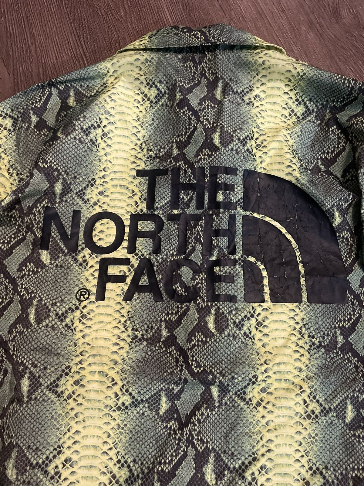 Supreme × The North Face Supreme X The North Face Snakeskin Coach SS18 Size US L / EU 52-54 / 3 - 22 Thumbnail