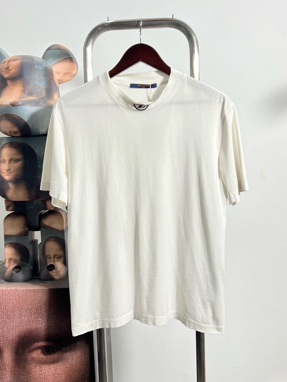 Louis Vuitton Louis Vuitton Embroidered Logo T-Shirt Size XS Size US XS / EU 42 / 0 - 1 Thumbnail