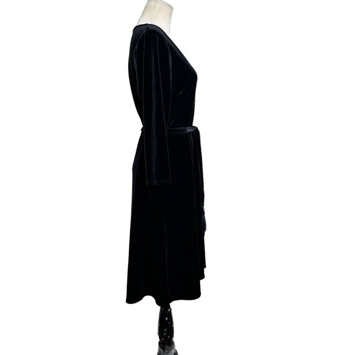 J. Jill J.JILL Velvet Wrap-style Tassel Tie Belt Dress size Small Size S / US 4 / IT 40 - 8 Thumbnail