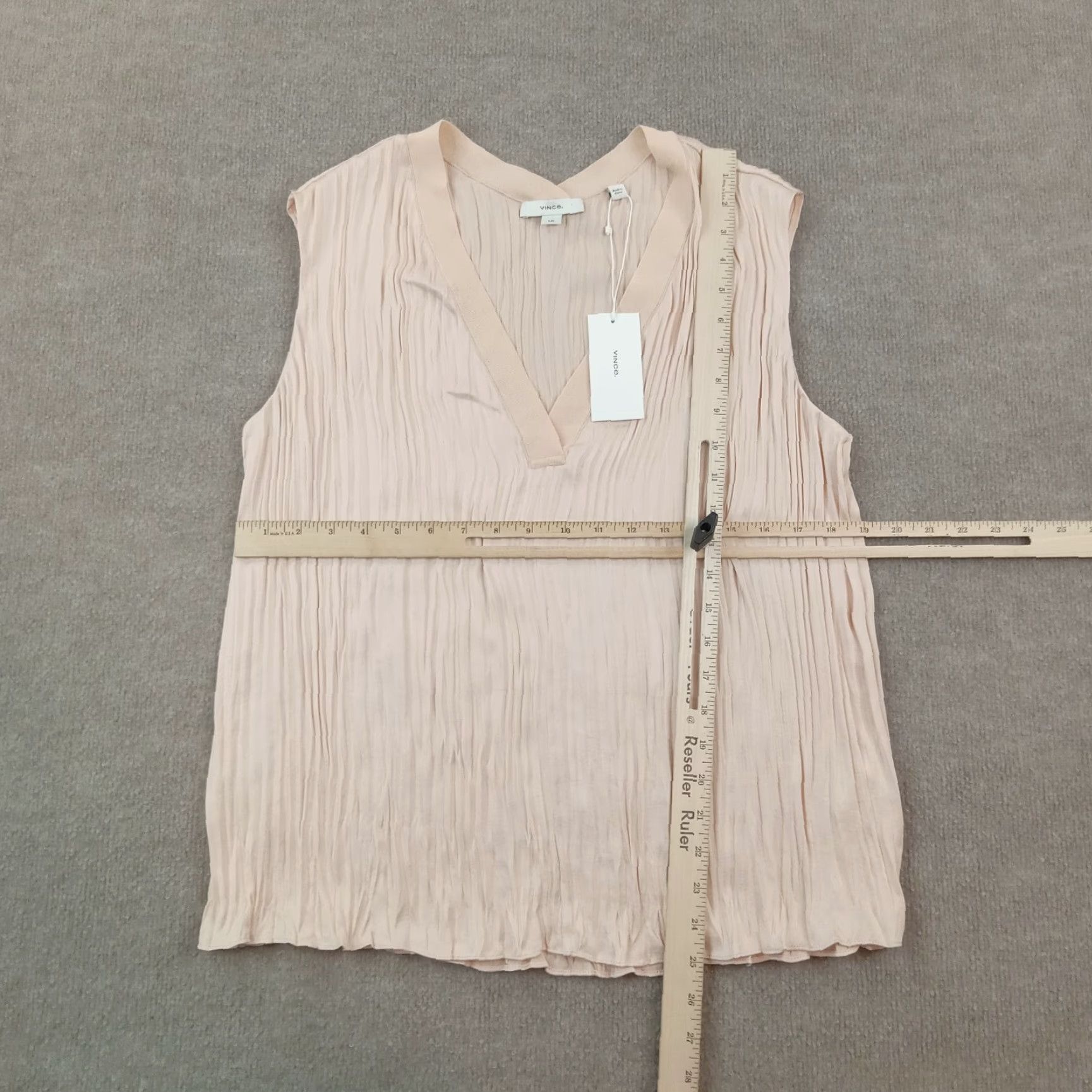 Vince Vince Womens Large Pink Sleeveless V-Neck Blouse Lightweight Pleated Polyester Size S / US 4 / IT 40 - 2 Thumbnail