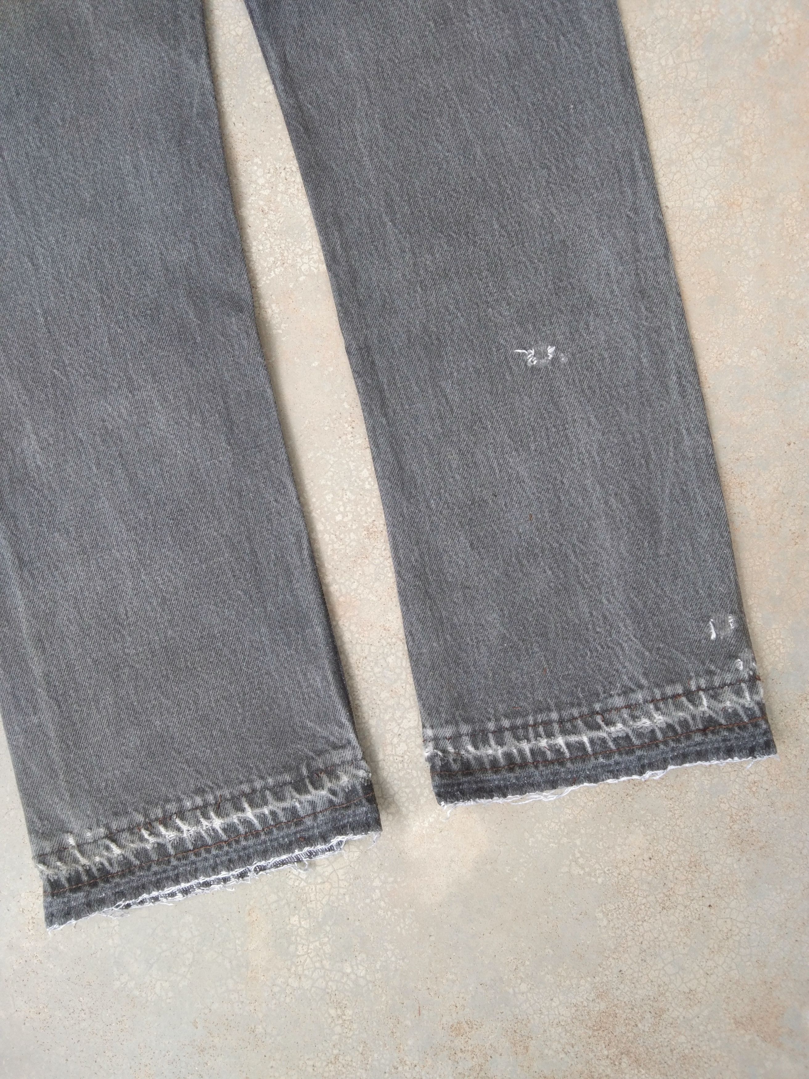 Levi's 80s Vintage Levi's 501 Made In USA Distressed Jeans 29x30 Size US 29 - 3 Thumbnail