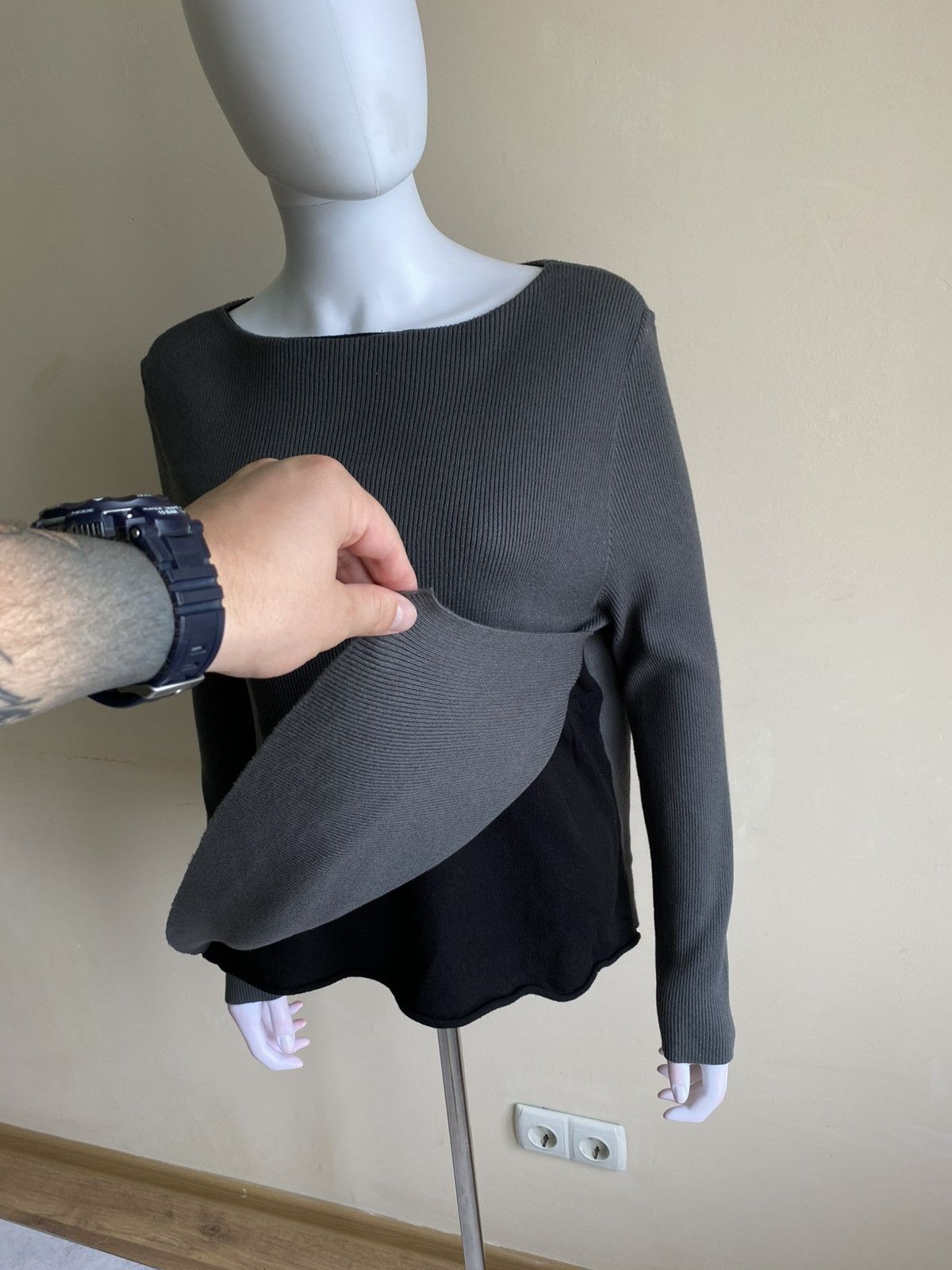 Sarah Pacini Sarah Pacini Womens Designer Long Sleeve Sweater Size S-M Size S / US 4 / IT 40 - 8 Thumbnail