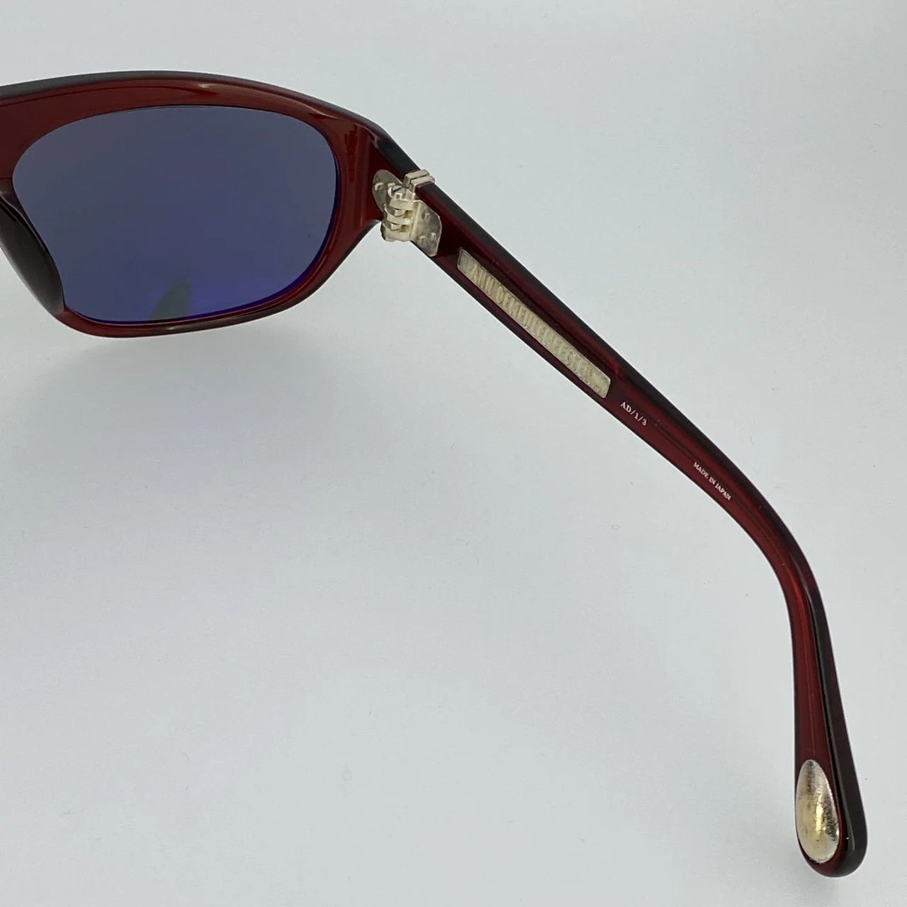 Ann Demeulemeester Ann Demeulemeester Sunglasses Flat Top Red and Blue Size ONE SIZE - 10 Thumbnail