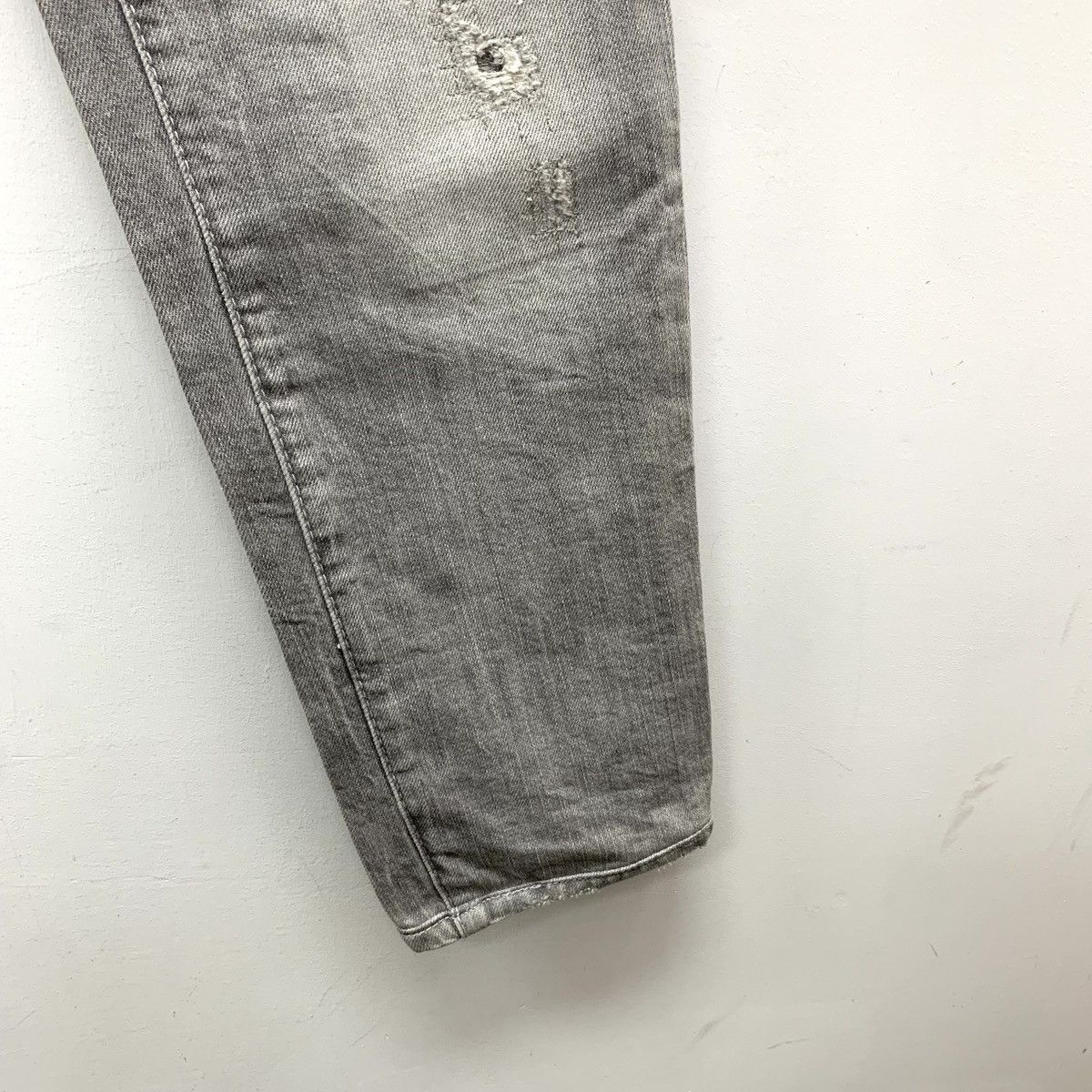 Dsquared2 Dsquared2 Mud Gray Vintage Ripped Denim Casual Pants K26WX Size US 30 / EU 46 - 9 Thumbnail