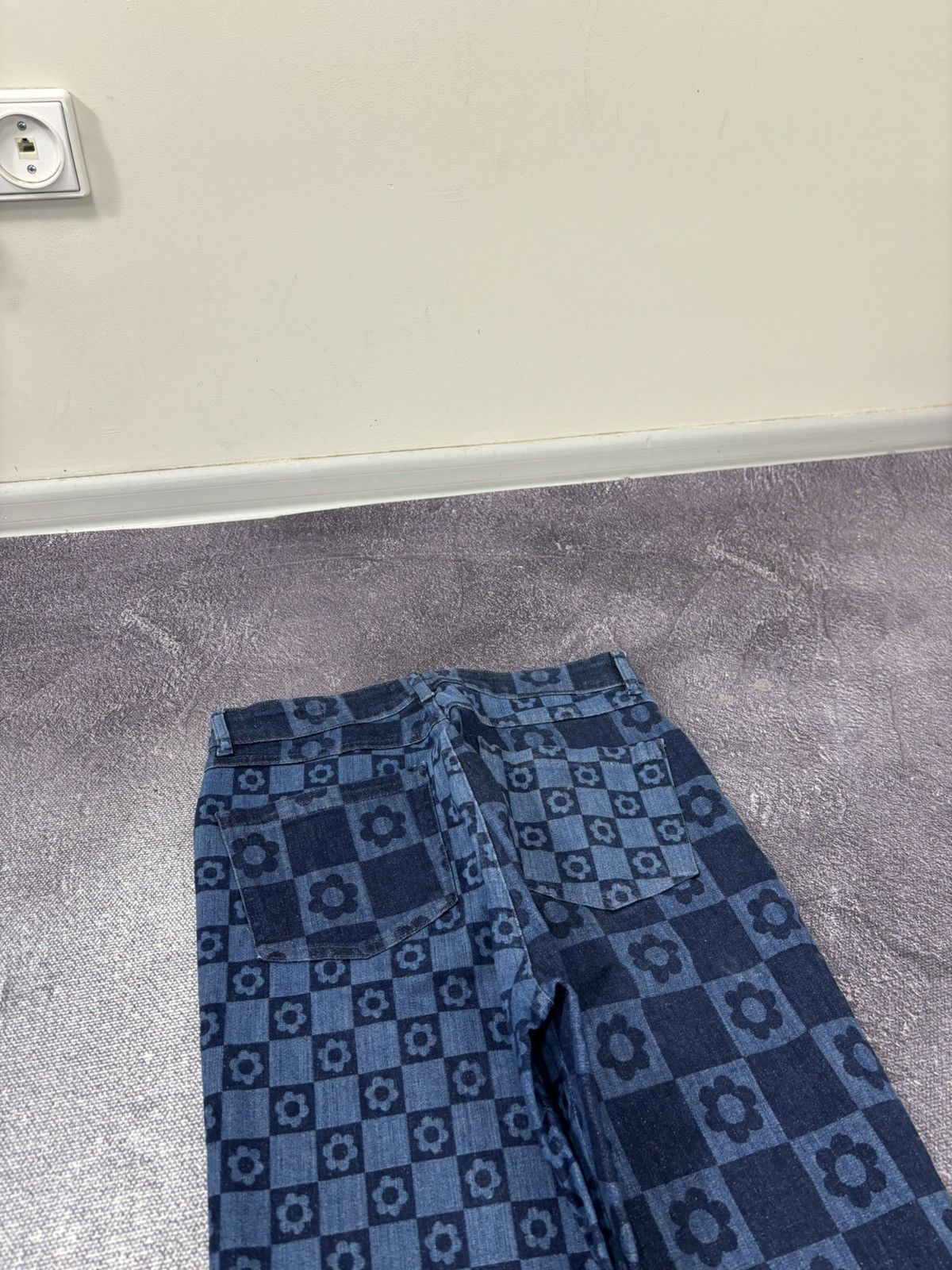 Jaded London Jaded London Women’s Chessboard Blue Hype Flared Denim Jeans Size 30" / US 8 / IT 44 - 14 Thumbnail