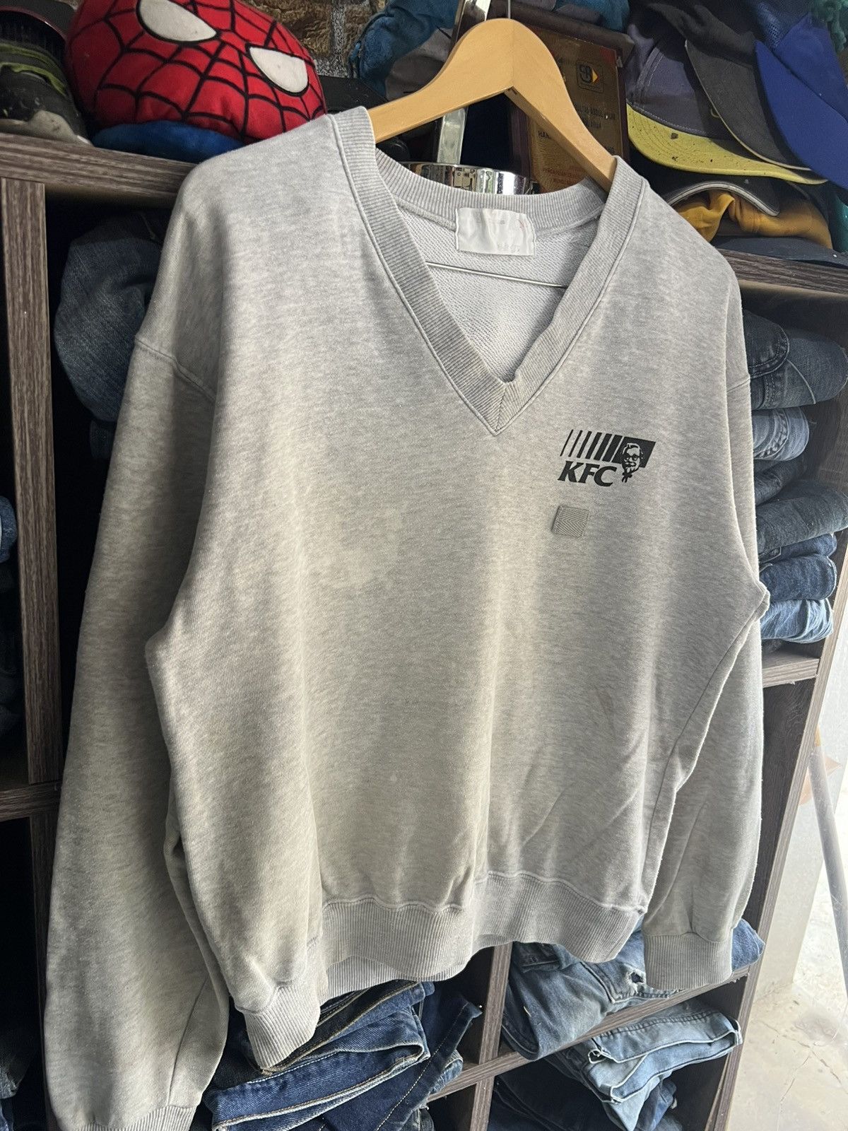 Other 🔥Vintage V Neck KFC Sweatshirt Size US M / EU 48-50 / 2 - 9 Thumbnail