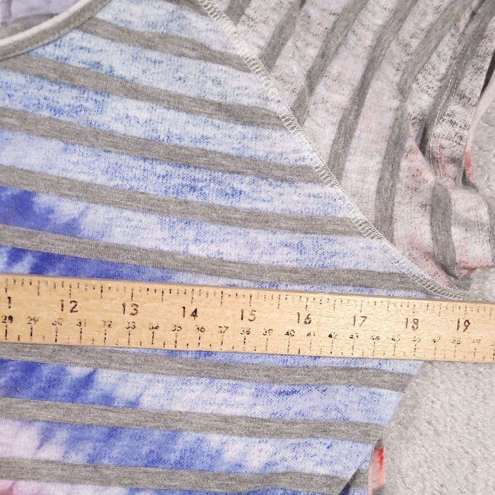 Vintage VINTAGE One World Shirt Womens XL Gray Red Blue Striped Lace Back Boho Patriotic Top Size XL / US 12-14 / IT 48-50 - 7 Thumbnail