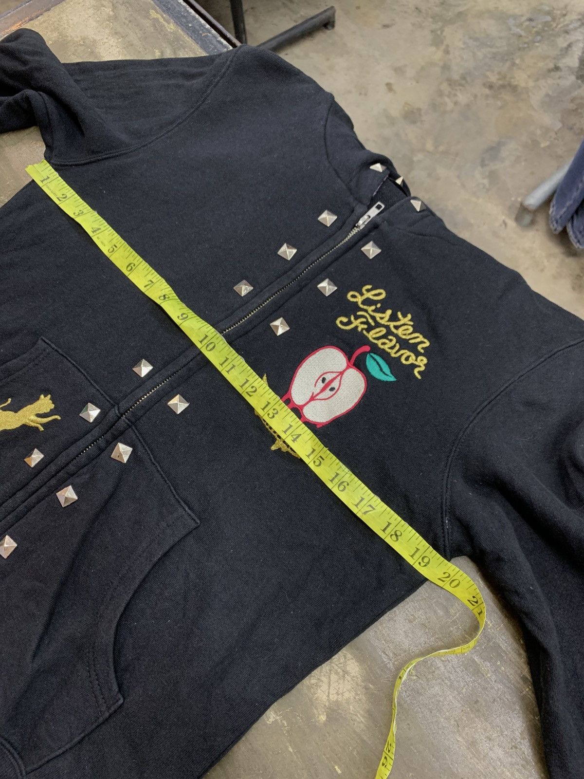 GOSTAR DE FUGA × Tornado Mart japan grunge hoodie listen flavor leopard studded punk Size US M / EU 48-50 / 2 - 10 Thumbnail