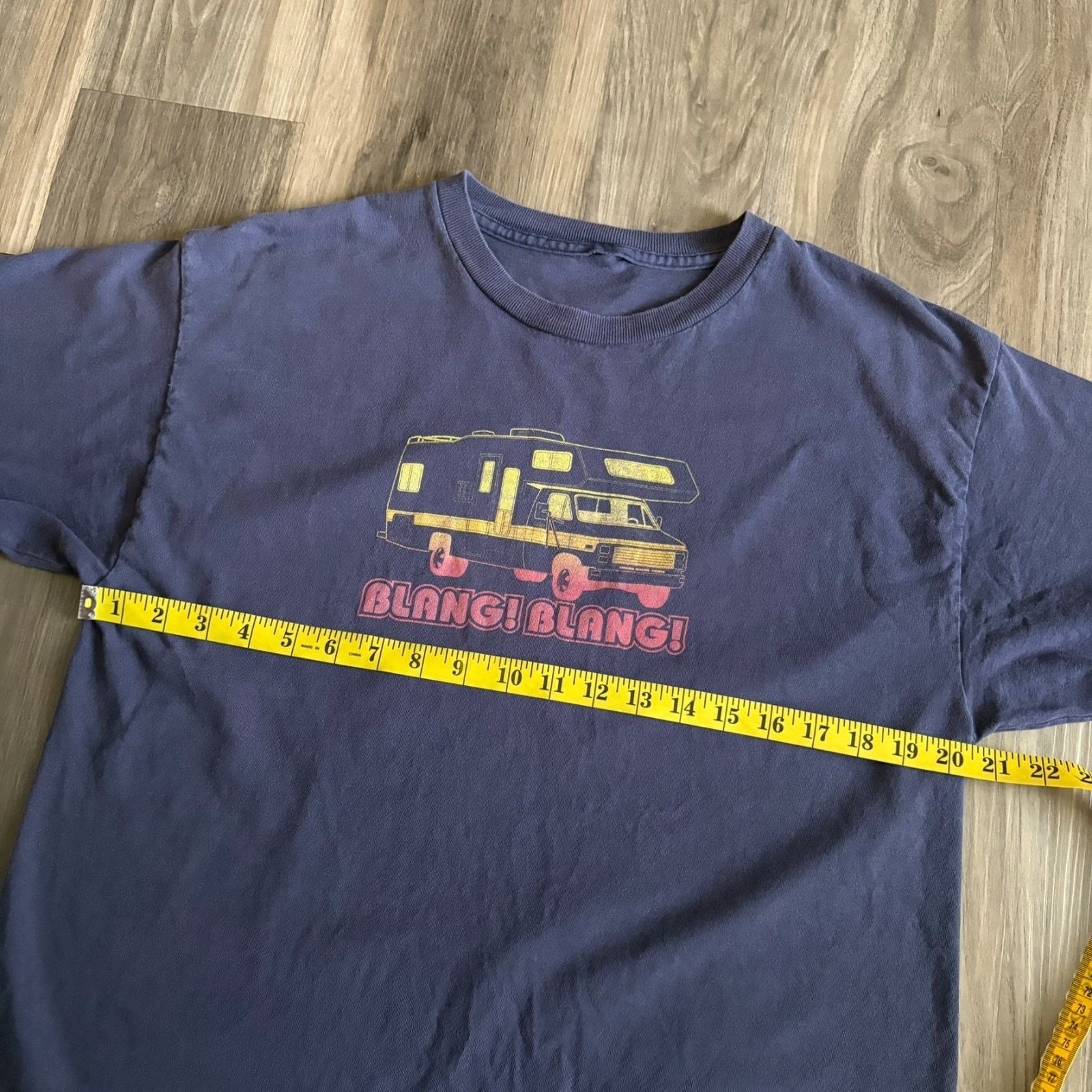 Vintage Spring Breakers 2012 Movie Alien T-Shirt Men's Size L Size US L / EU 52-54 / 3 - 4 Thumbnail
