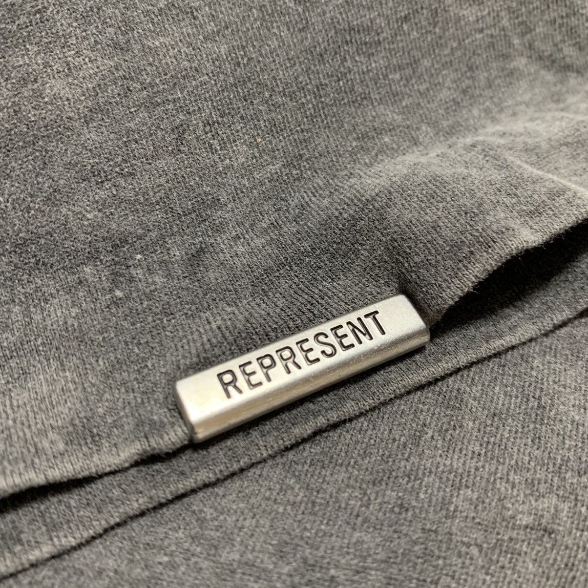 Represent Clo. Represent XS Metal Initial R Vintage Grey Tee Size US XS / EU 42 / 0 - 7 Thumbnail