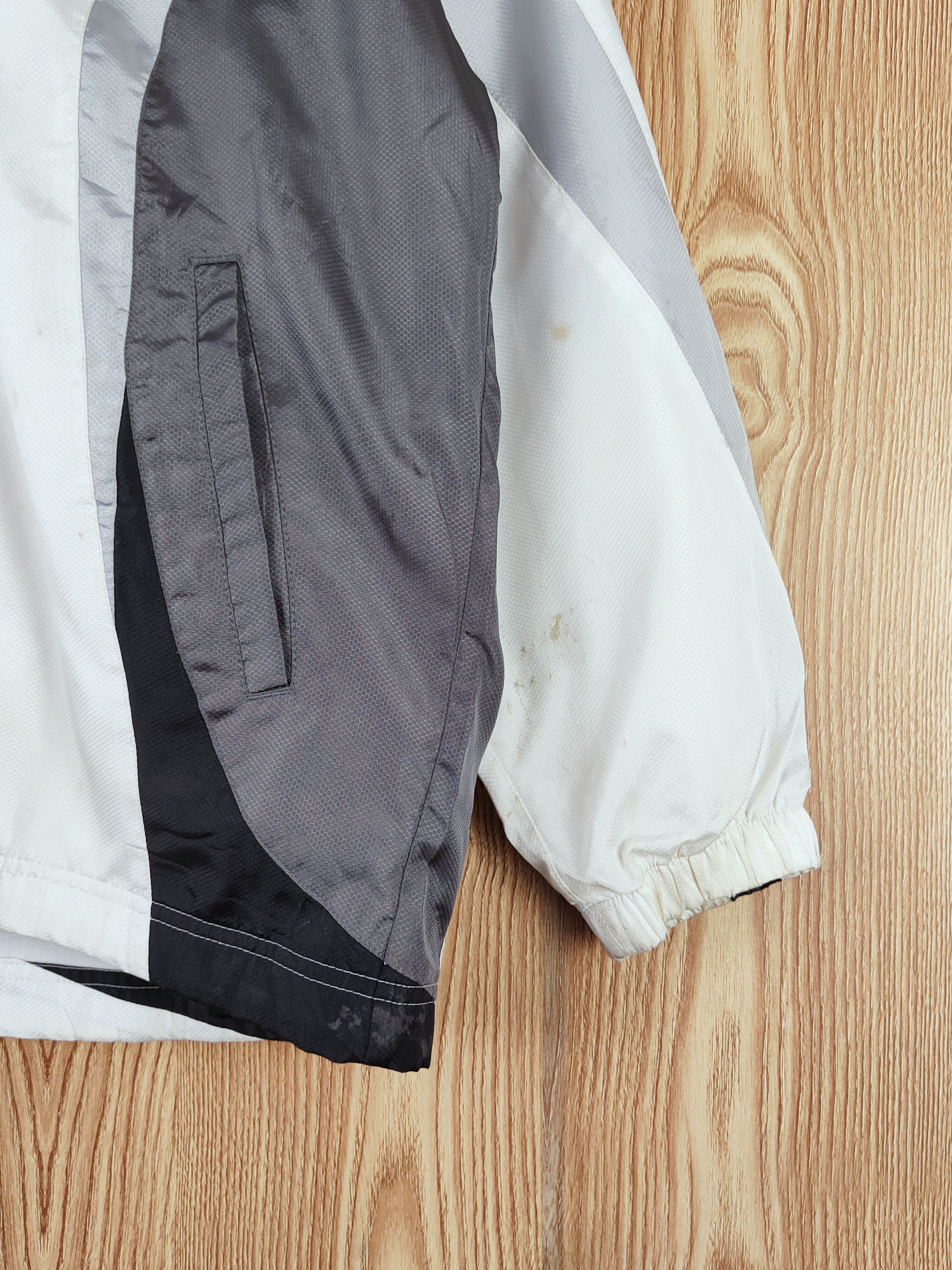 Mizuno × Vintage Mizuno White Gray Hoodie Sweaters (Vintage Sports wear) Size US L / EU 52-54 / 3 - 7 Thumbnail