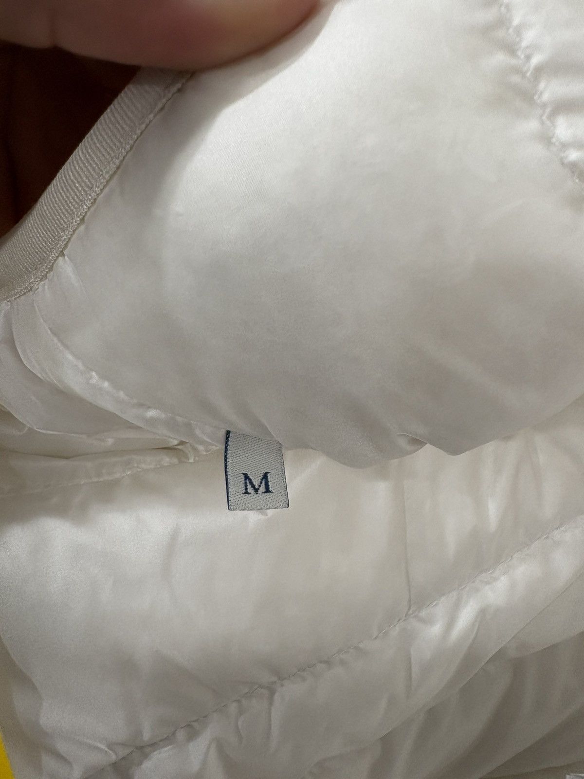Moncler Moncler/Pharrell Williams Off-White Convertible Down Jacket Size US M / EU 48-50 / 2 - 16 Thumbnail