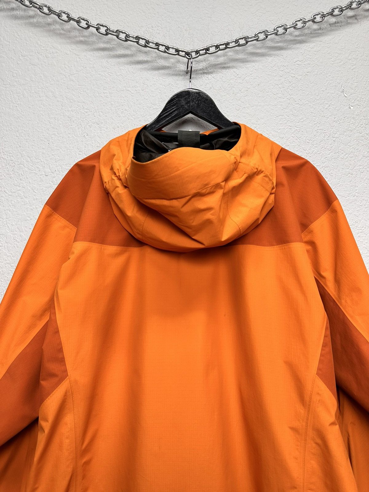 Arc'teryx Vintage Gore-tex Arcteryx Orange Shell Jacket Outdoor Size US XL / EU 56 / 4 - 14 Thumbnail